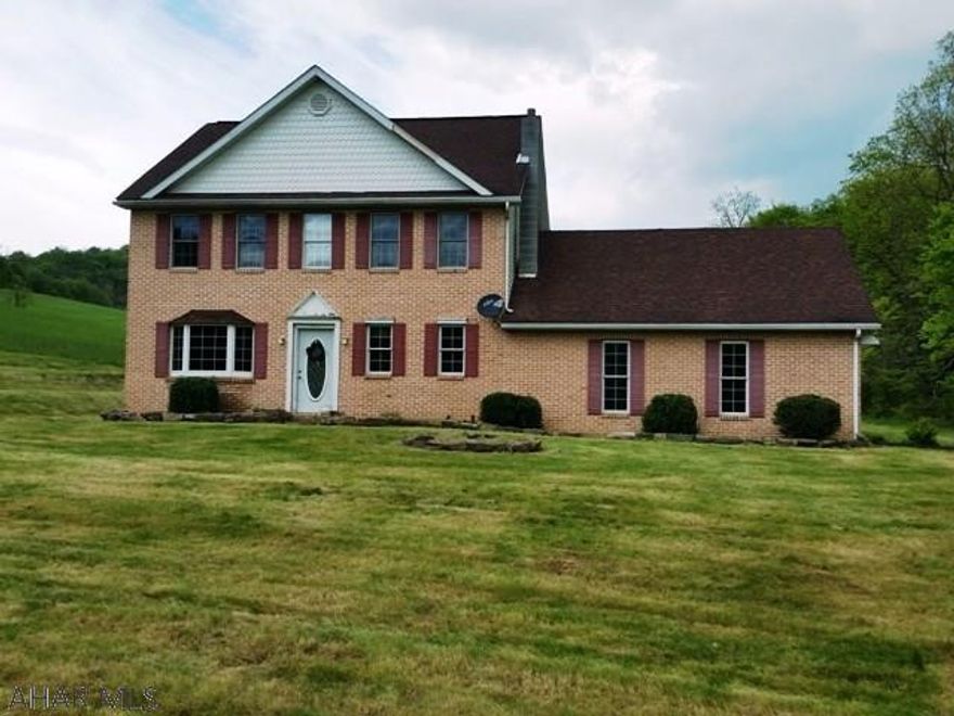 No septic system but perk approved. Cash or rehab only. Access via private lane.  Private setting. In need of a complete interior remodel.