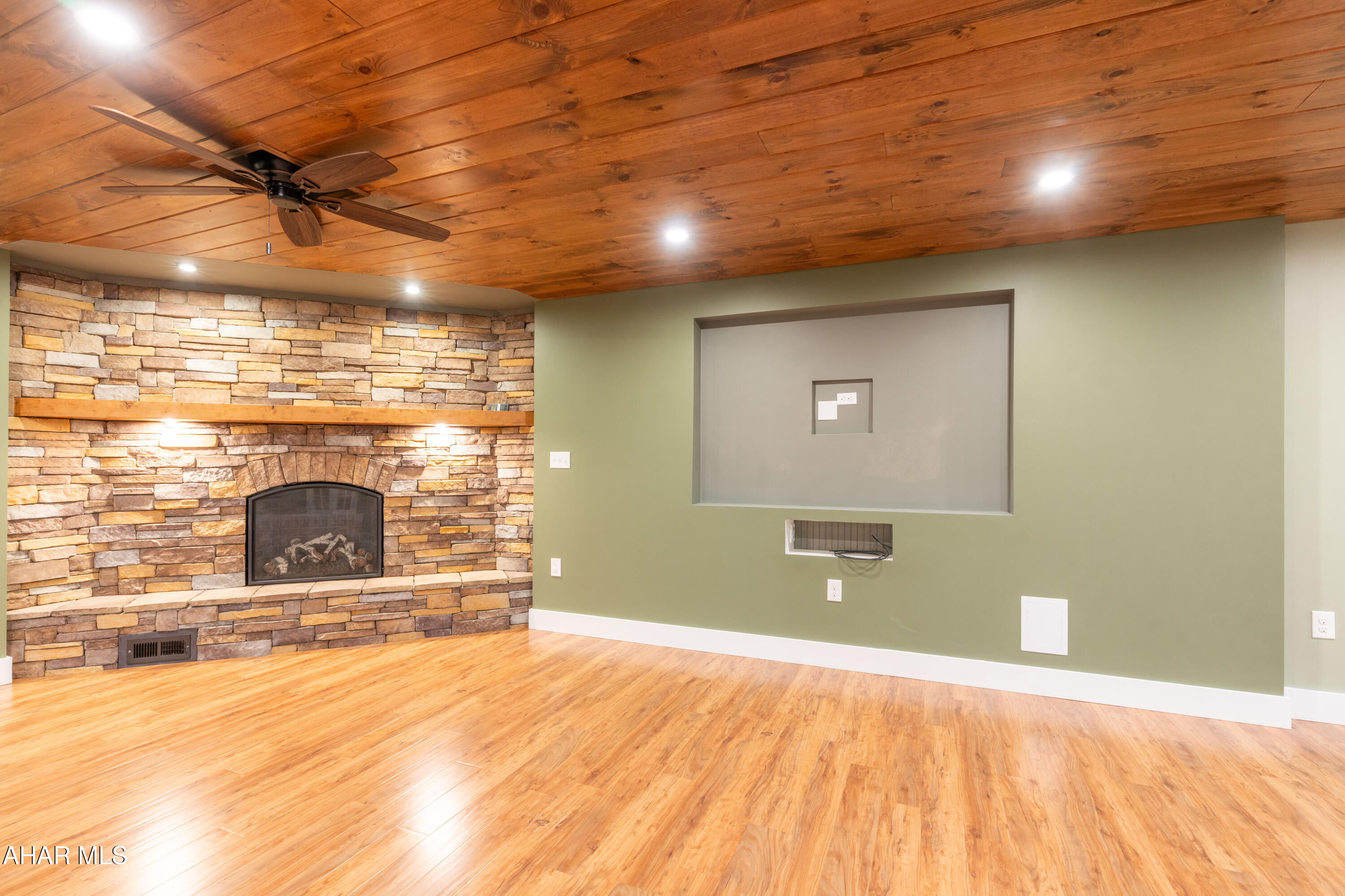 Brush Oaks Development - Residential