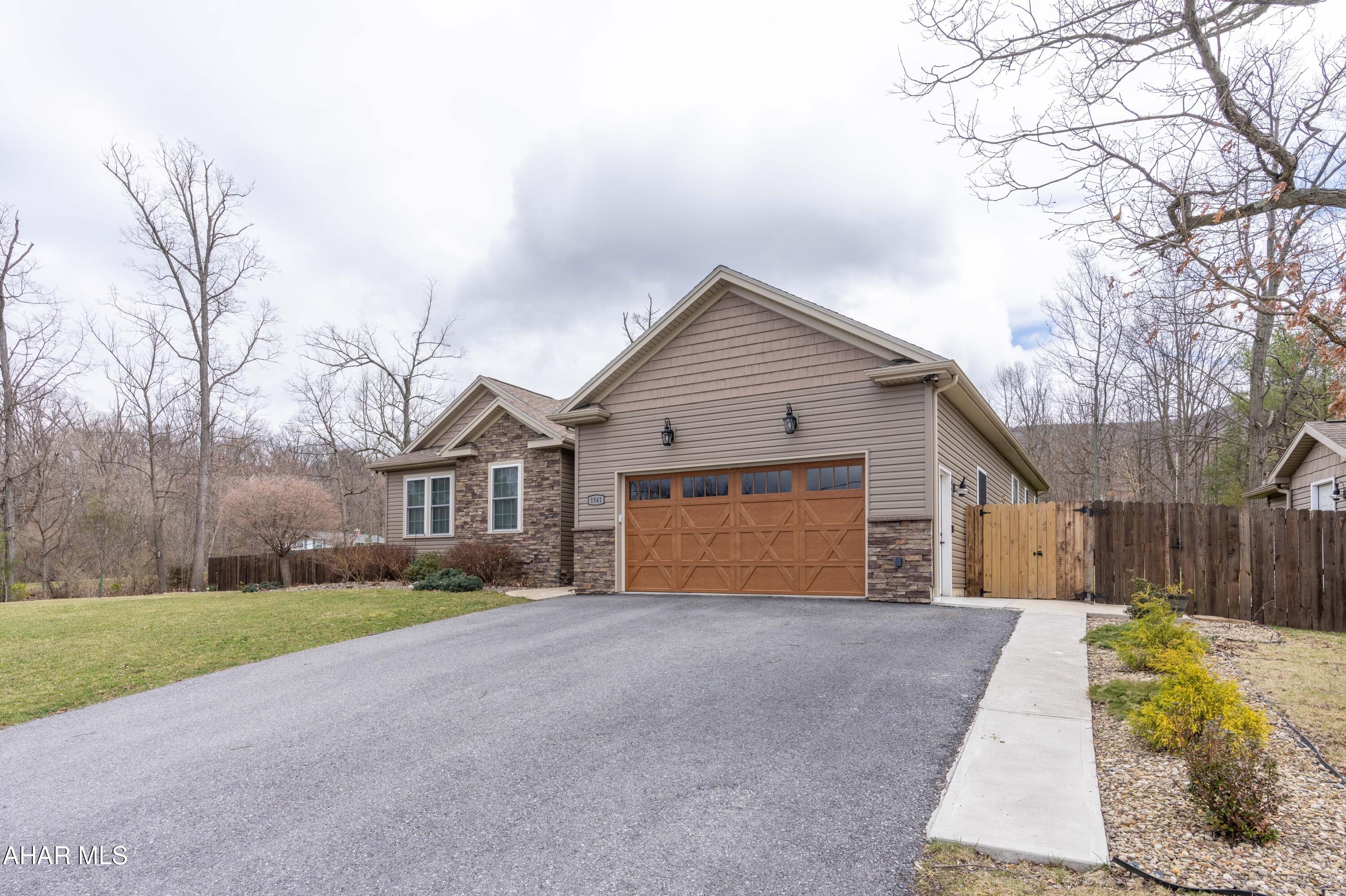 Brush Oaks Development - Residential