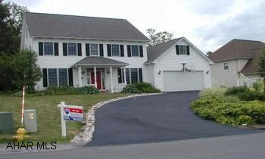 4 Bedroom In Edgewood - Open Kitchen W / Eating Area - Watch The Kids Play In Yard, From Kitchen - Great Room W / Sliding Glass Doors, Leading To Patio - 1st Floor Laundry - No Basement, But Finished 3rd Floor W / Office / Study Area  & Family Room 4 Bedroom In Edgewood - Open Kitchen W / Eating Area - Watch The Kids Play In Yard, From Kitchen - Great Room W / Sliding Glass Doors  Leading To Patio - 1st Floor Laundry - No Basement, But Finished 3rd Floor W / Office / Study Area & Family Room - Tons Of Storage - Central Vac. - Central Air - Great Location - Hollidaysburg Area School District