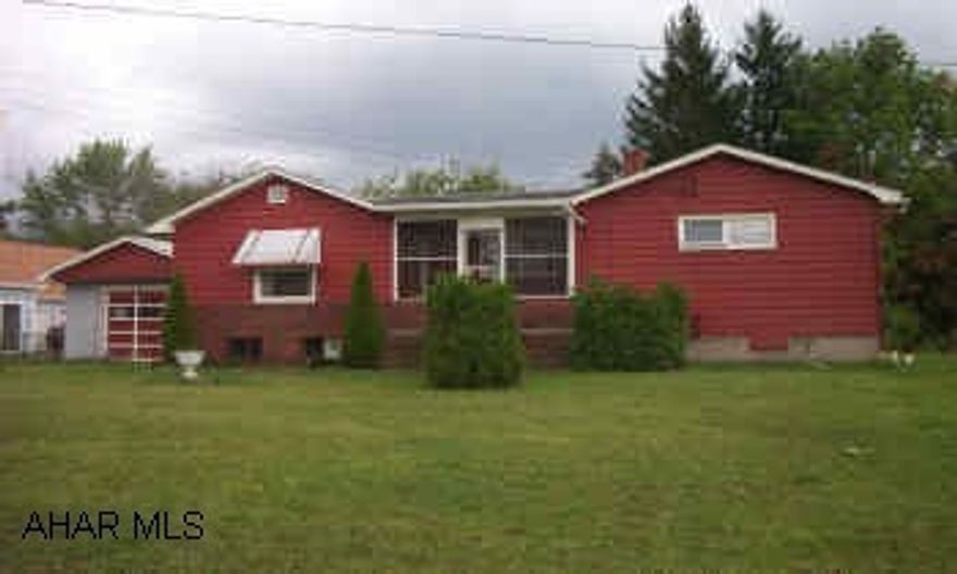 Nice 1 story with wood siding, 3 lg bedrooms, full bath, laundry room, 1 car detached garage, shed,3 apple trees,1 peach, + 1 chestnut tree, 3 grape vines all on a 88x145 lot. Nice 1 story with wood siding, 3 lg bedrooms, full bath, laundry room, 1 car detached garage, shed,3 apple trees,1 peach, + 1 chestnut tree, 3 grape vines all on a 88x145 lot.