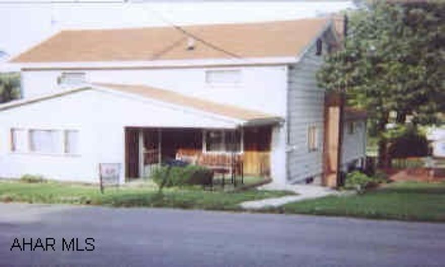 REMODELED HOME. VERY GOOD CONDITION.