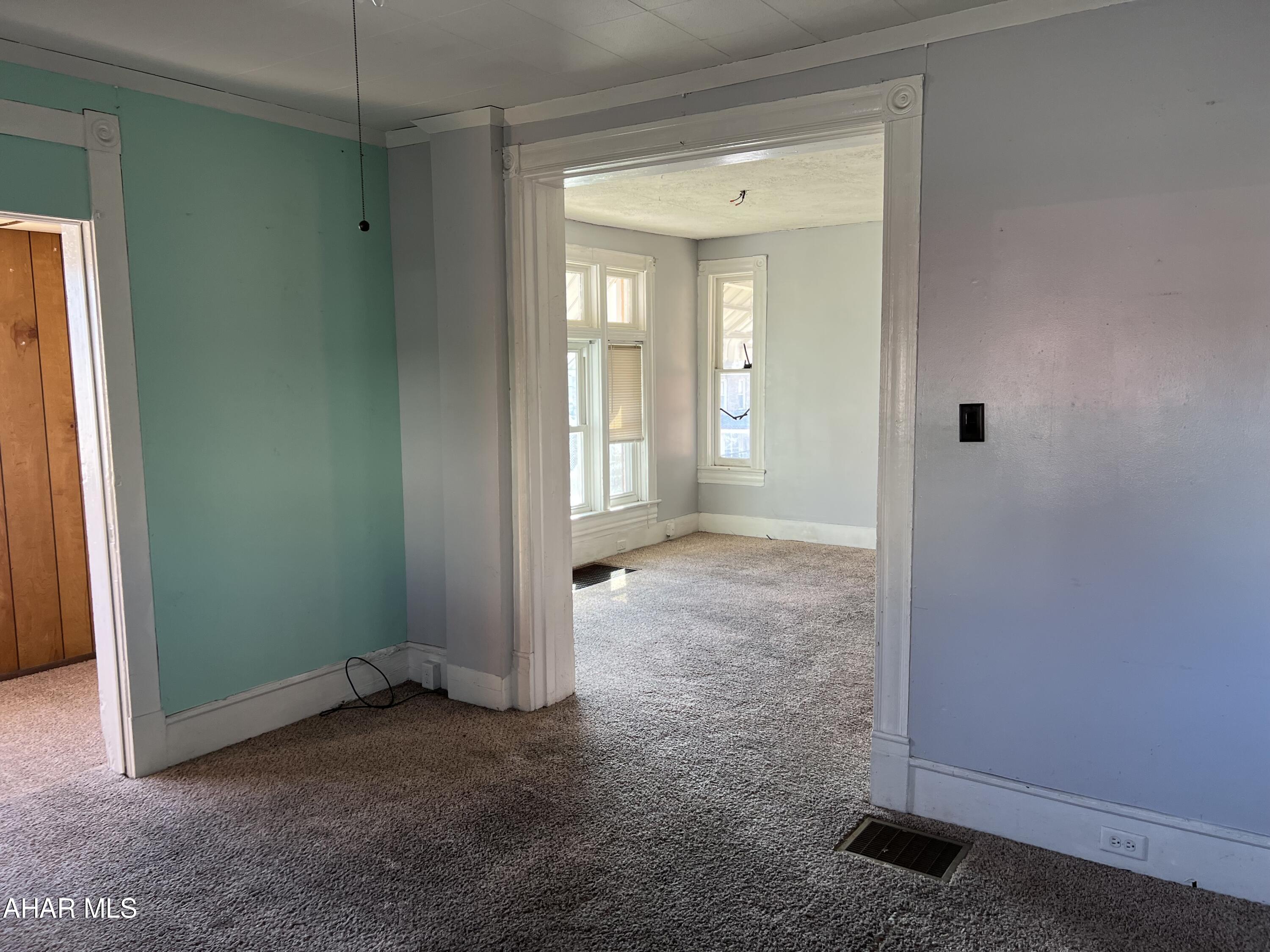 Juniata - Residential