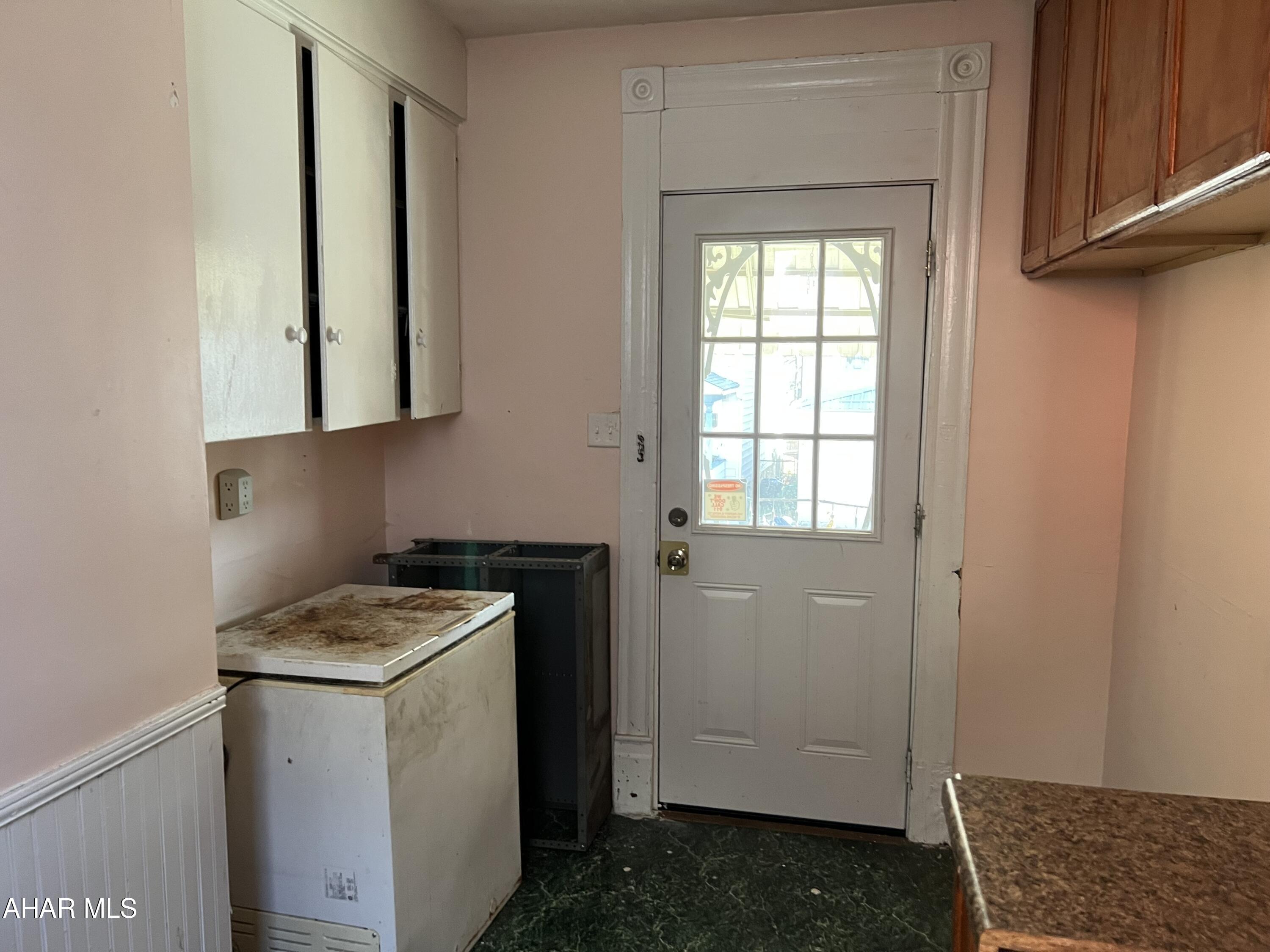 Juniata - Residential