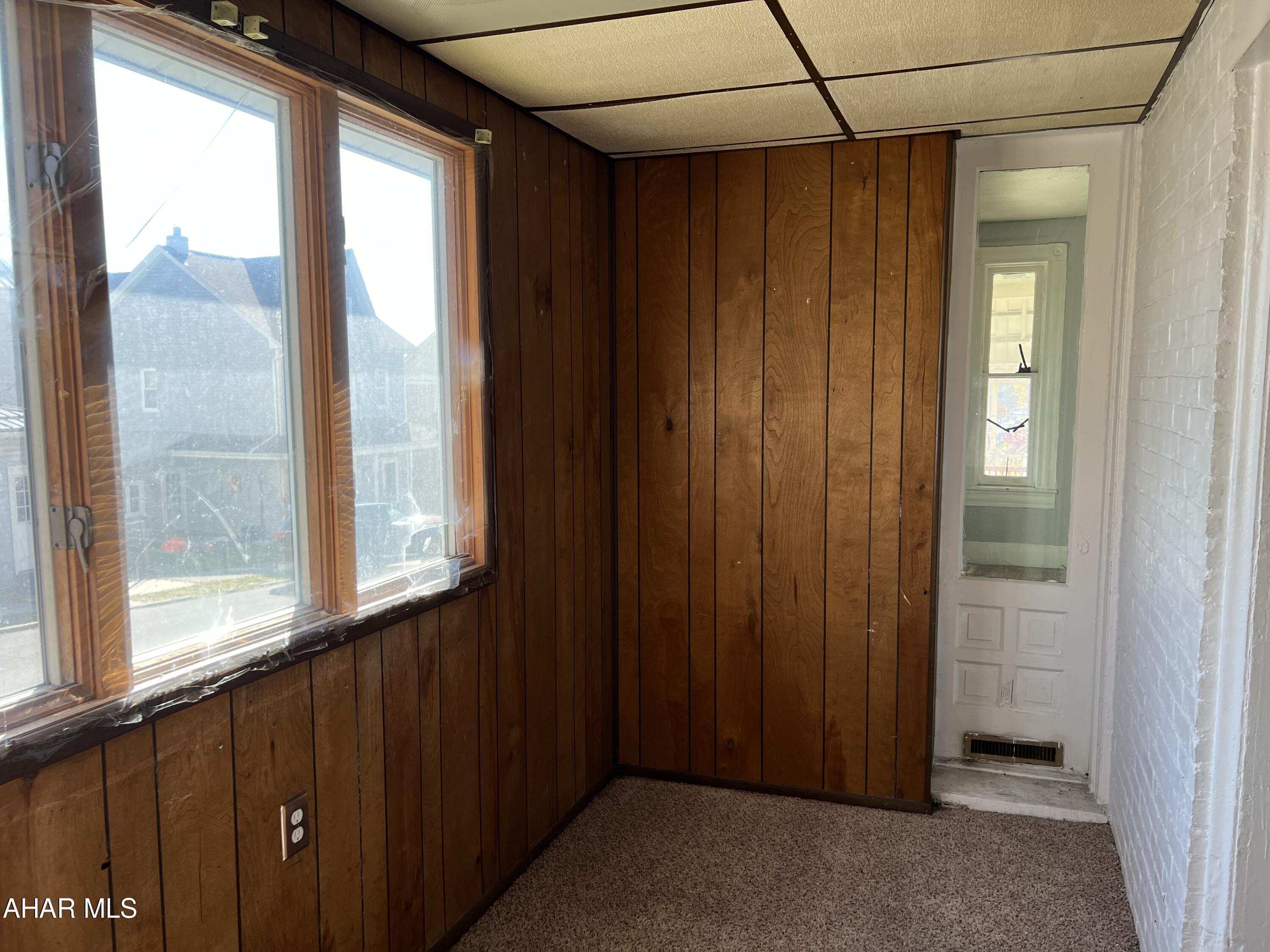 Juniata - Residential