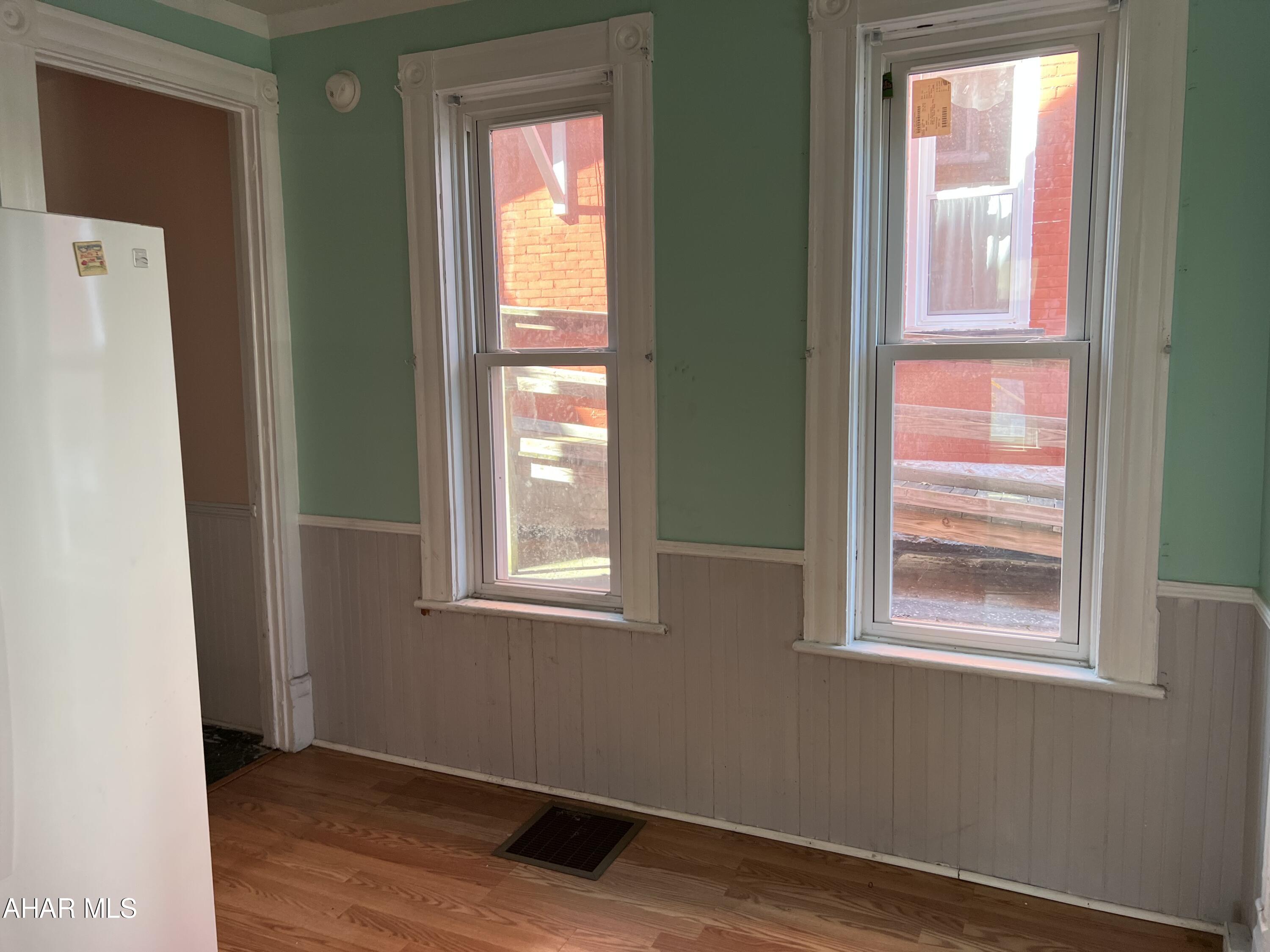 Juniata - Residential