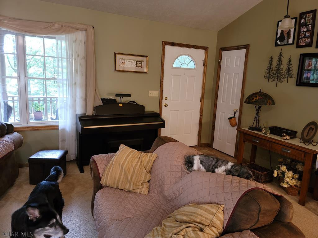 Glendale Yearound - Residential