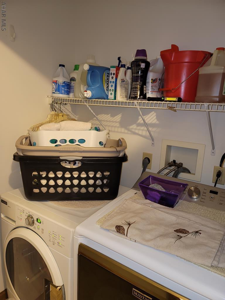 Glendale Yearound - Residential