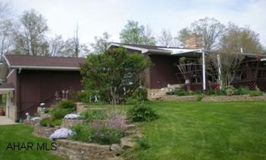 4-BR, 2-BA rancher on 4.65 acres. Inground pool, small pond, whole house fan. 2 car attached garage.