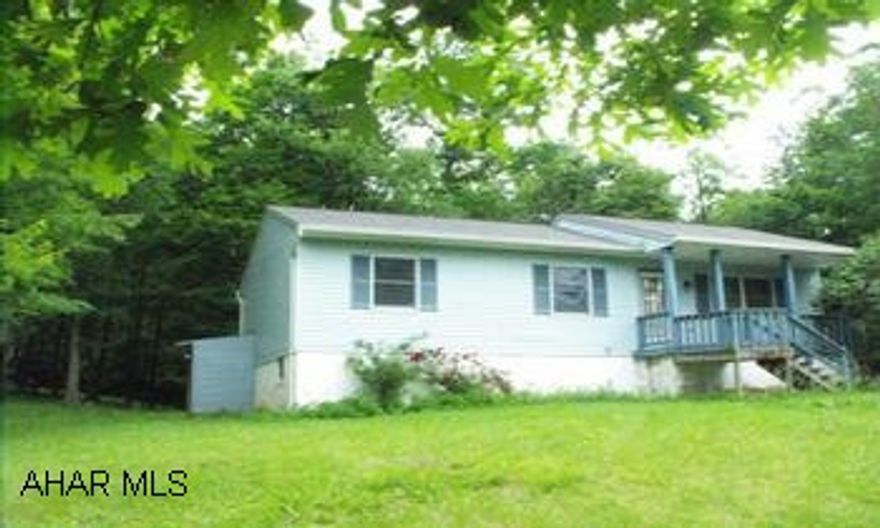 Buyer must pay $75 document fee @ closing.  All contracts are suject to IndyMac senior mgmt approval & any offers or counter offers by IndyMac are not binding unless the entire agreenent is ratified by all parties. Bloom field Twp-Bedford Cty-Nice 1 sty Buyer must pay $75 document fee @ closing.  All contracts are subject to IndyMac senior mgmt approval & any offers or counter offers by IndyMac are not binding unless the entire agreement is ratified by all parties.  Bloomfiled Twp-Bedford County.  Nice 1 story on private mostly wooded lot.  Dead end street.