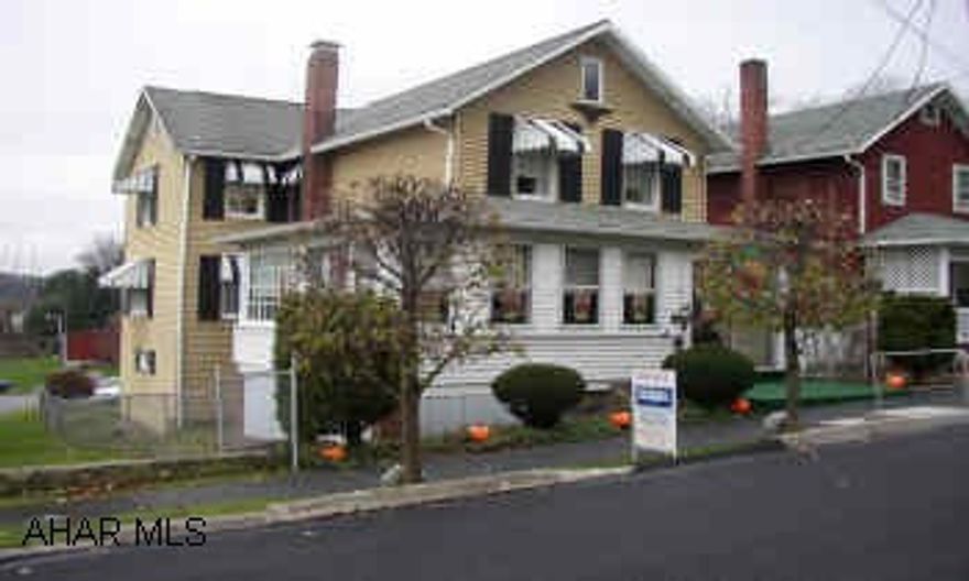 2 STORY 3 BR HOM EIN PATTON BOROUGH.  EXCELLENT MECHANICS.  2 - 3/4 AND 1 - 1/2 BATH.  DECK.  FRONT AND REAR ENCLOSED PORCHES.  ALUMINUM SIDING, NEWER WINDOWS AND FURNACE, CENTRAL AIR, WELL INSULATED.  MANY PERSONAL ITEMS INCLUDED.  2 NEW 250 GALLON OIL TANKS, GAME ROOM IN BASEMENT, 3 OFF STREET PARKING SPACES.