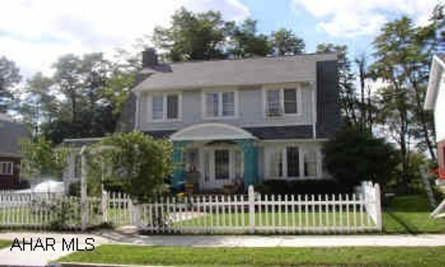 A BRIGHT, GORGEOUS SPACIOUS AND CHARMING HOME. TASTEFULLY DONE AND WELL CARED FOR. THE PERFECT HOUSE WITH THE PERFECT WHITE PICKET FENCE. VIKING STOVE & REFRIGERATOR NOT INCLUDED. LIVINGROOM FIREPLACE IS WOOD BURNING. OPPOSITE SIDE IS NOT FUNCTIONAL.  SWIMMING POOL WILL BE REMOVED AND NOT INCLUDED IN SALE OF PROPERTY.