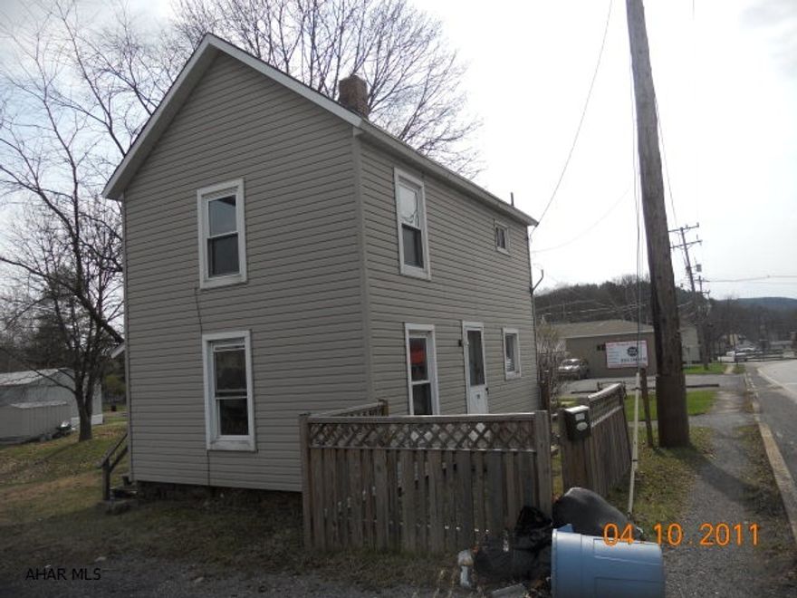 Property is being sold in AS IS condition.  This is a Fannie Mae HomePath property. Purchase this property for as little as 3% down! This property is approved for HomePath Renovation Mortgage Financing.