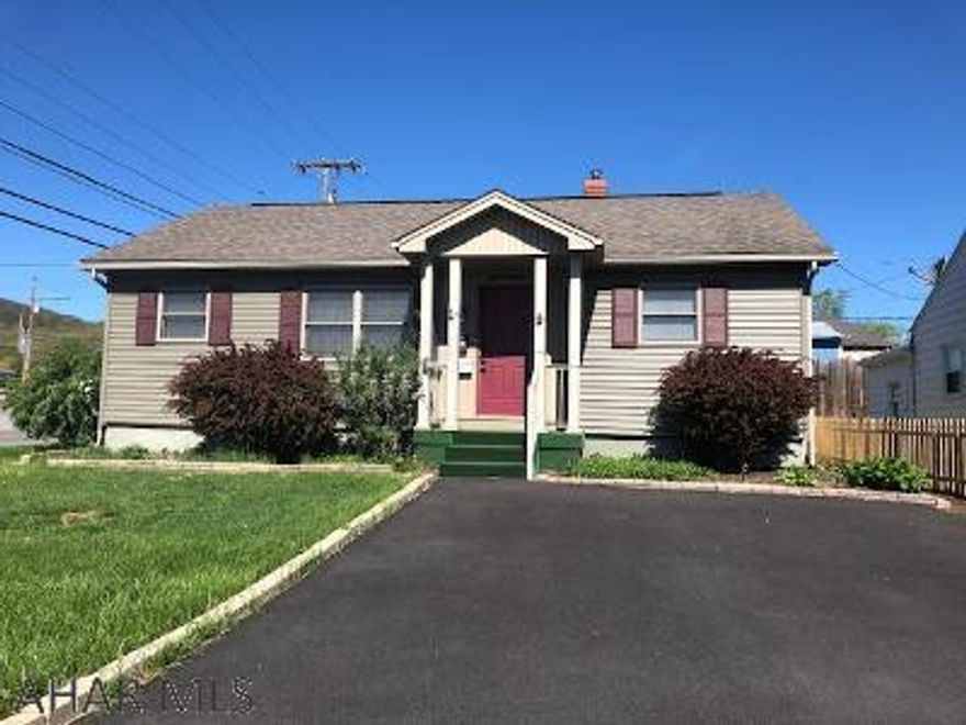 Cute 3 bedroom, 1 1/2 bath near campus, C/A, new hot water tank, screened porch, fenced yard,new Landscaping and New Black Top  Driveway. Great curb appeal. Just need a little TLC inside to make it a home