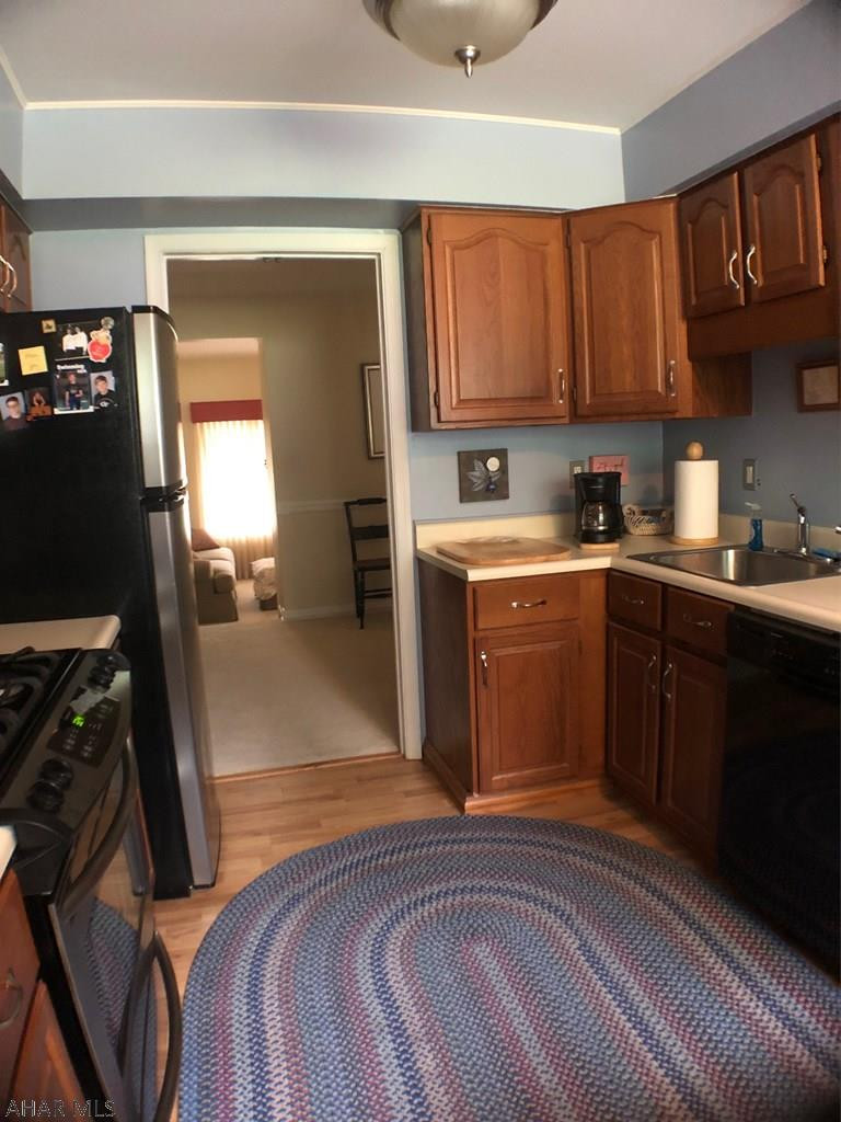 Lower Brush Mountain Road - Residential