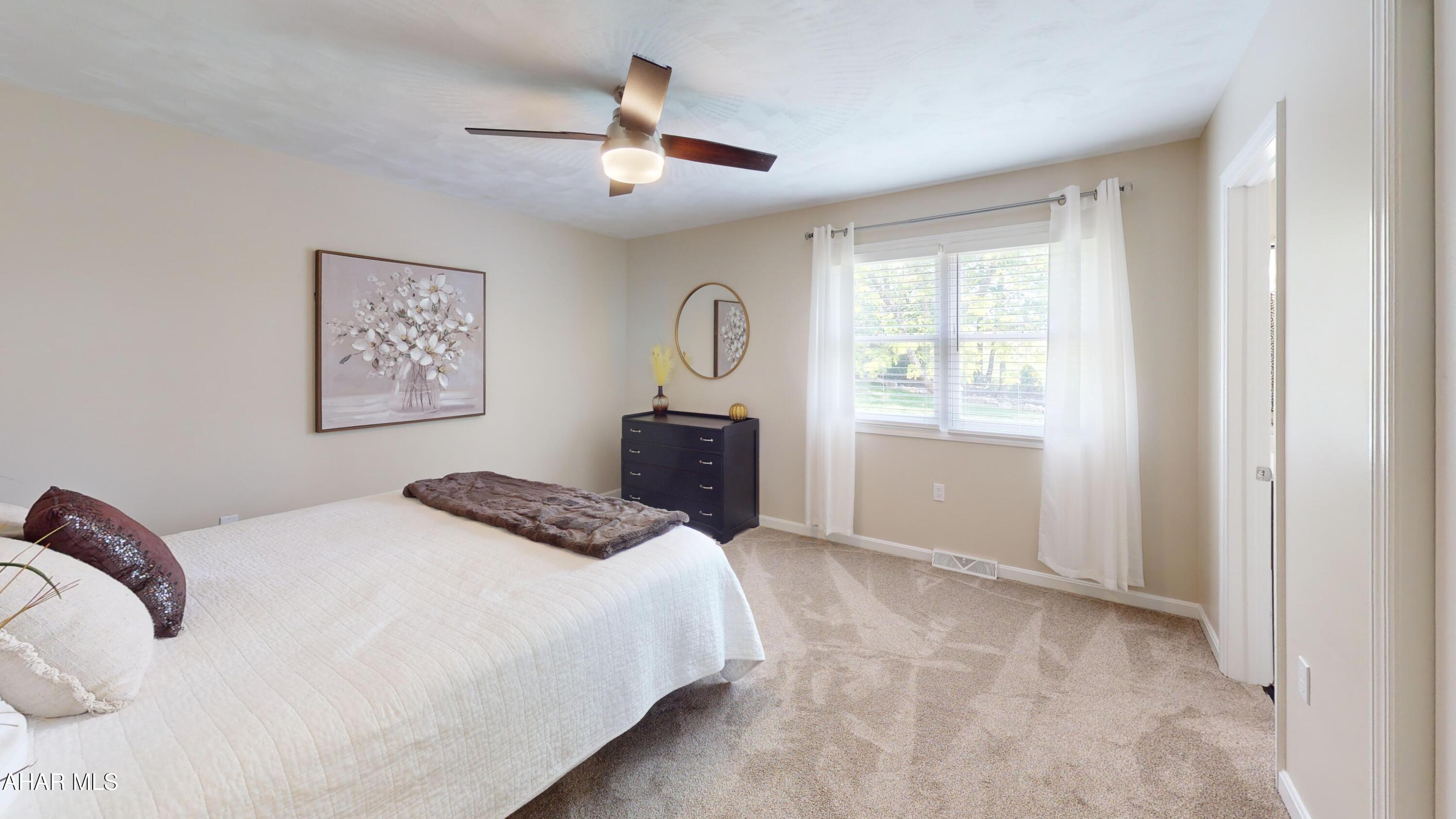 Rolling Hills - Residential