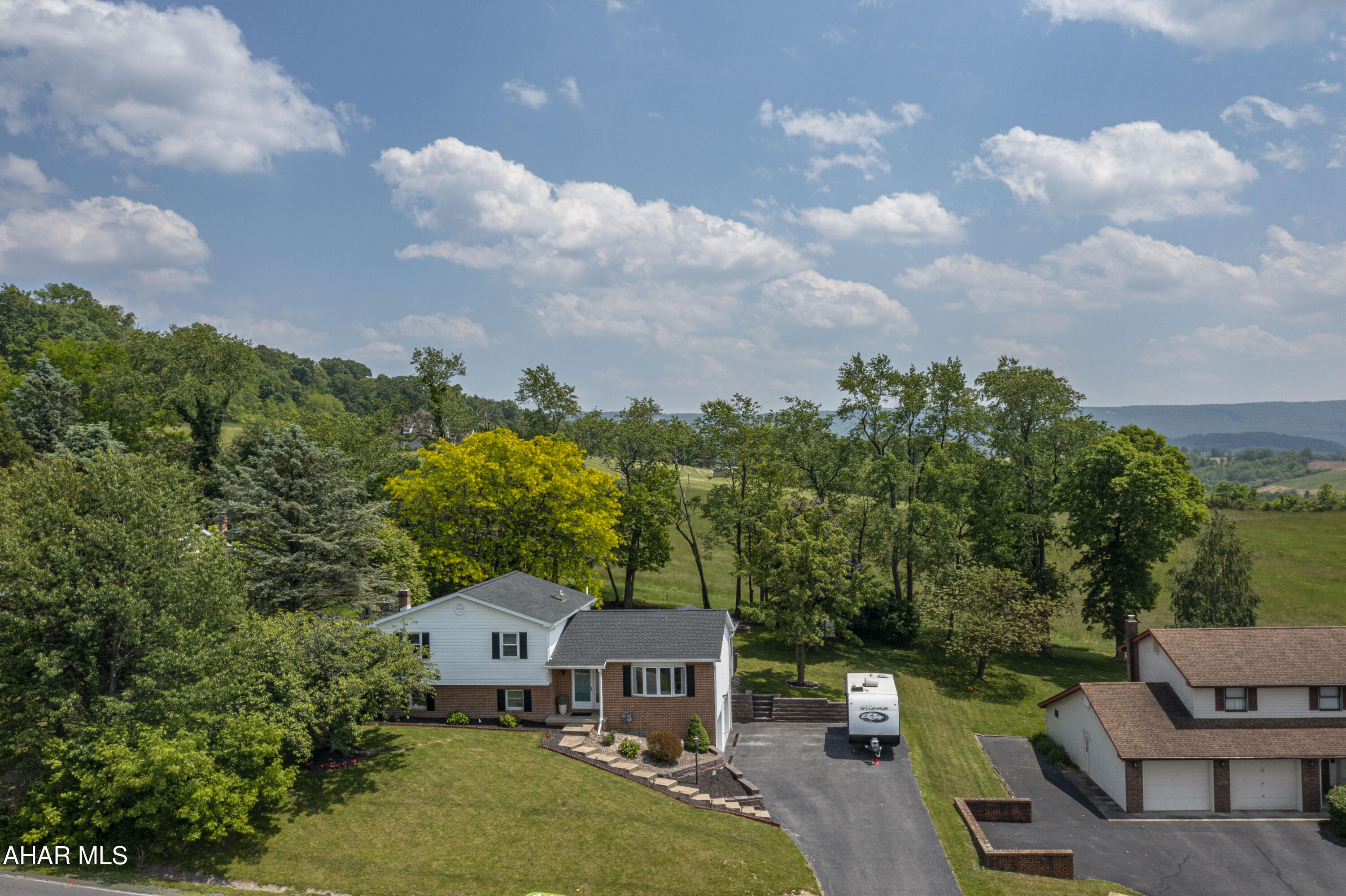 Rolling Hills - Residential