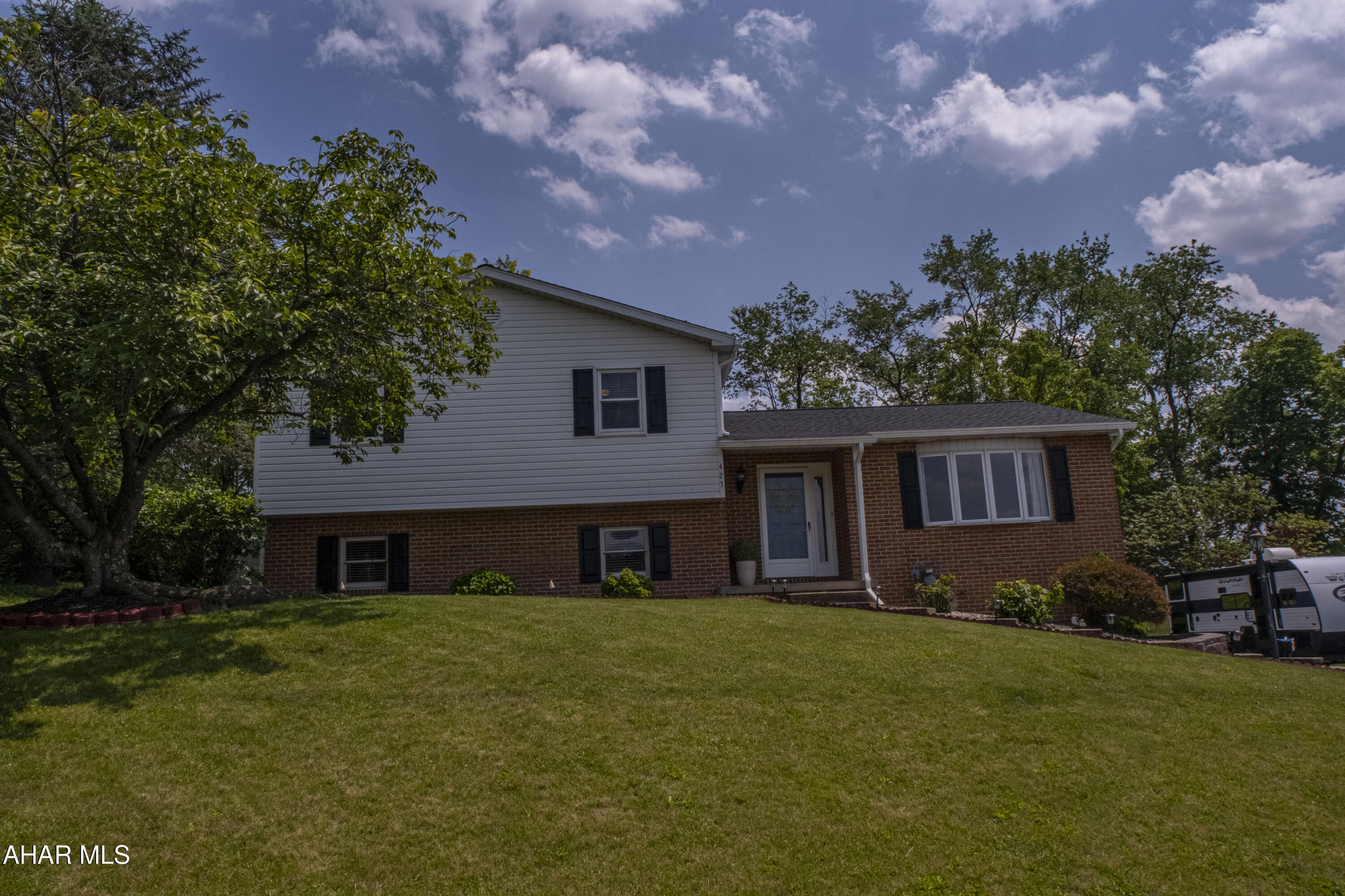 Rolling Hills - Residential