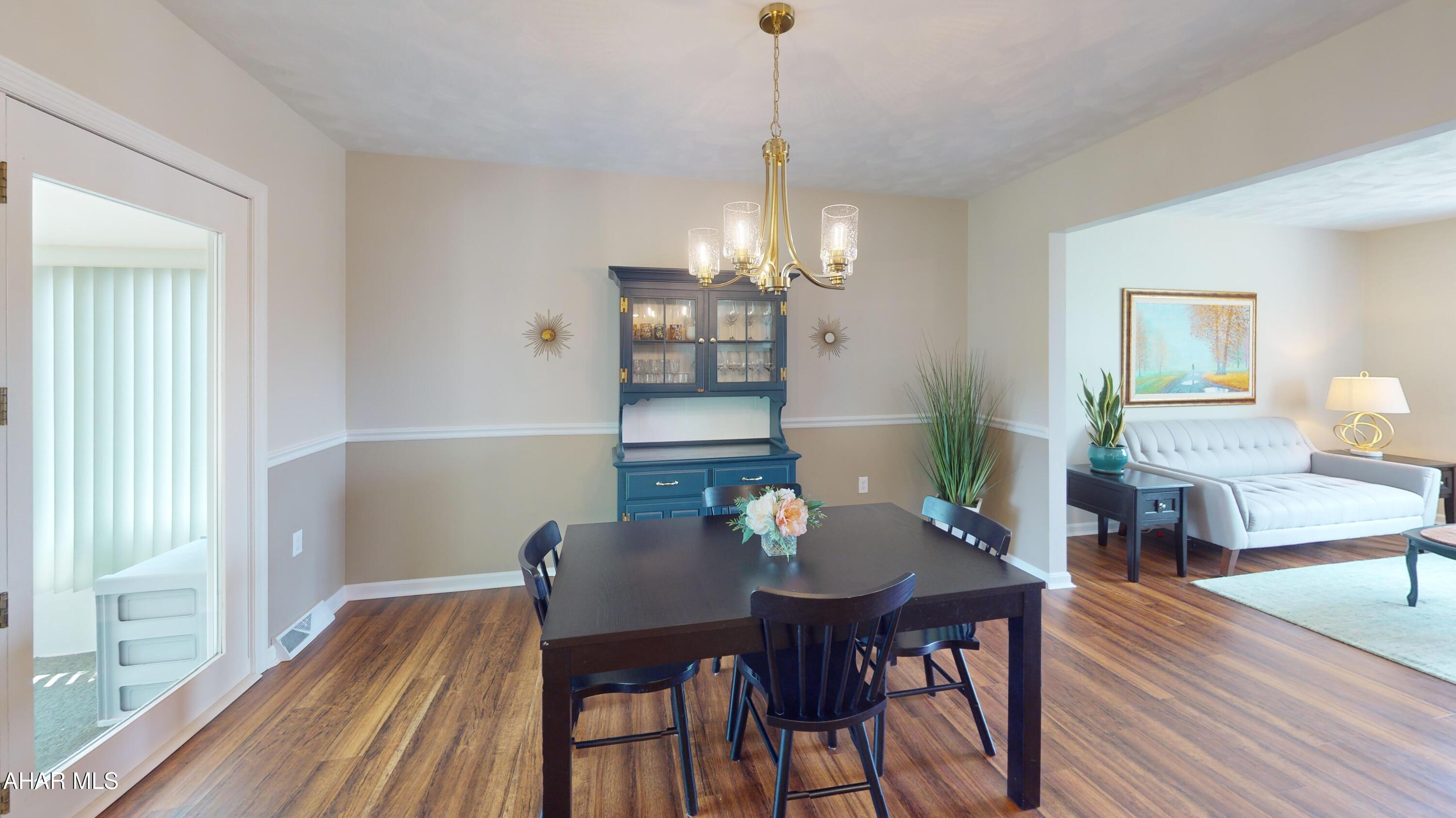 Rolling Hills - Residential