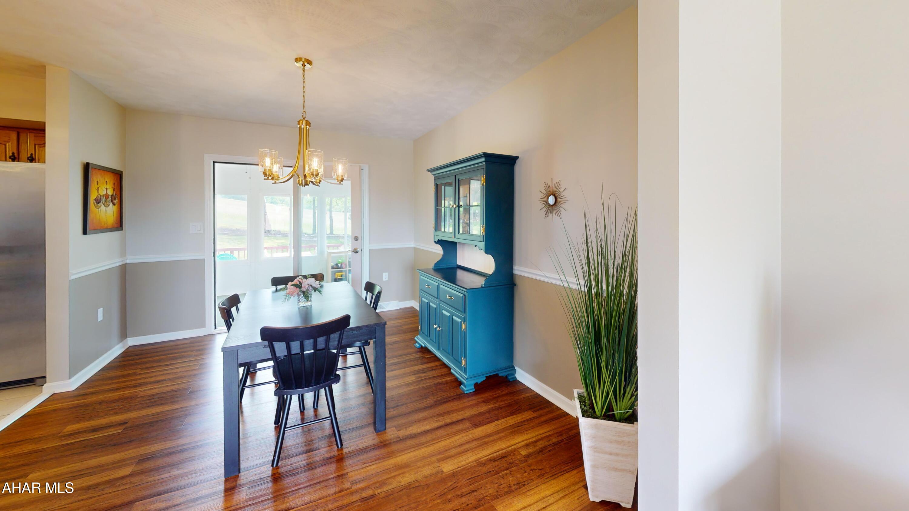 Rolling Hills - Residential