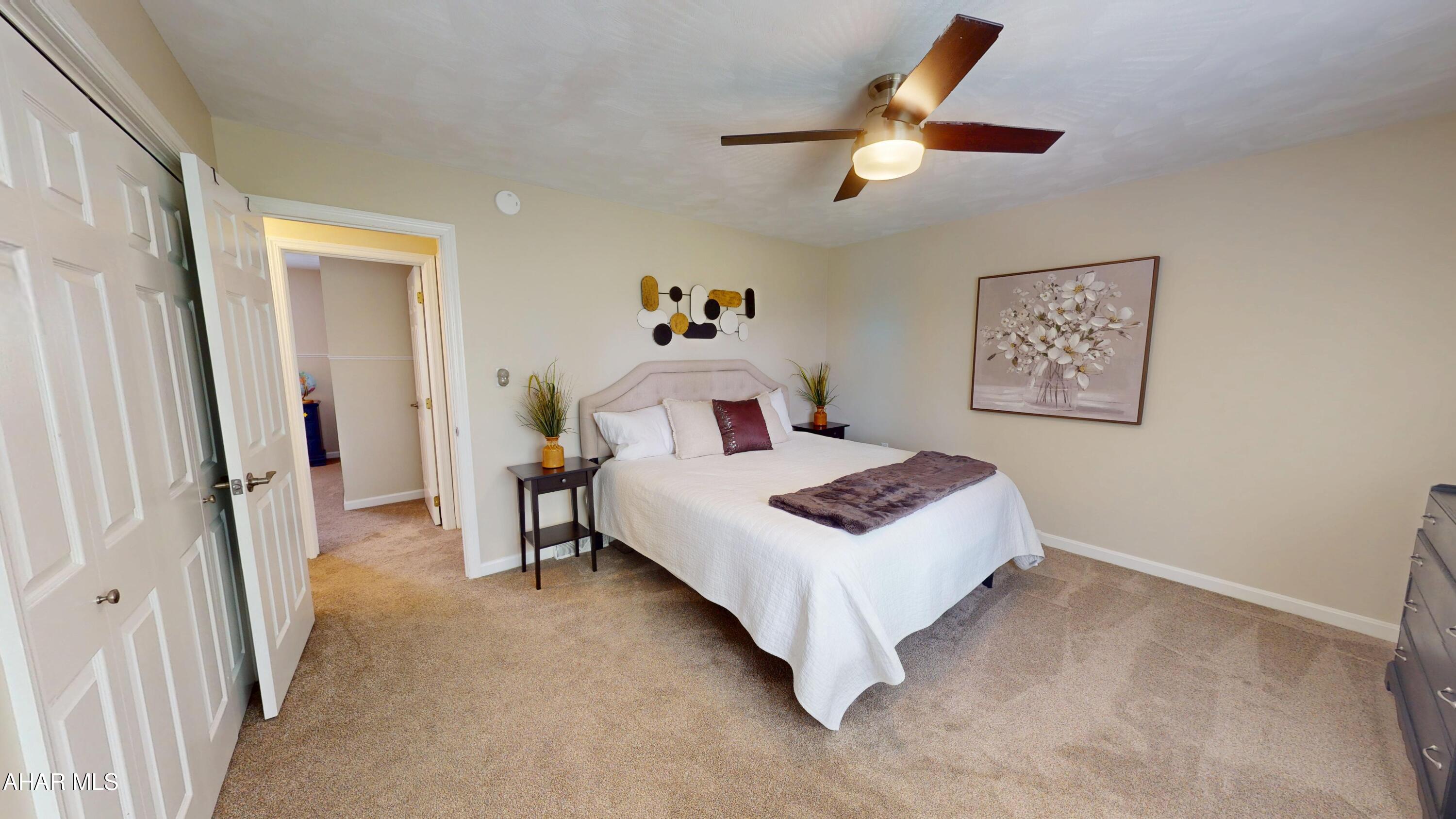 Rolling Hills - Residential