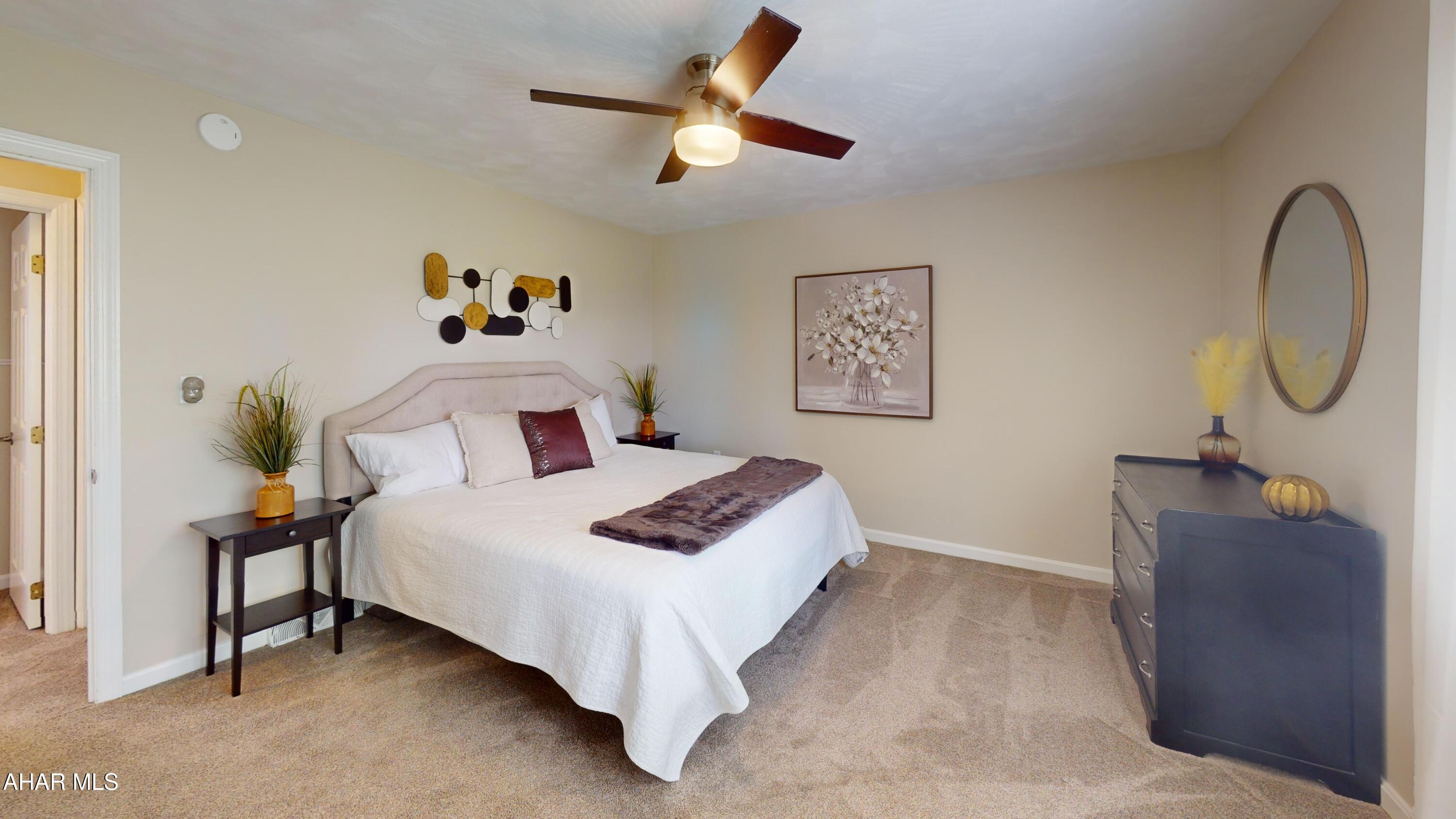 Rolling Hills - Residential