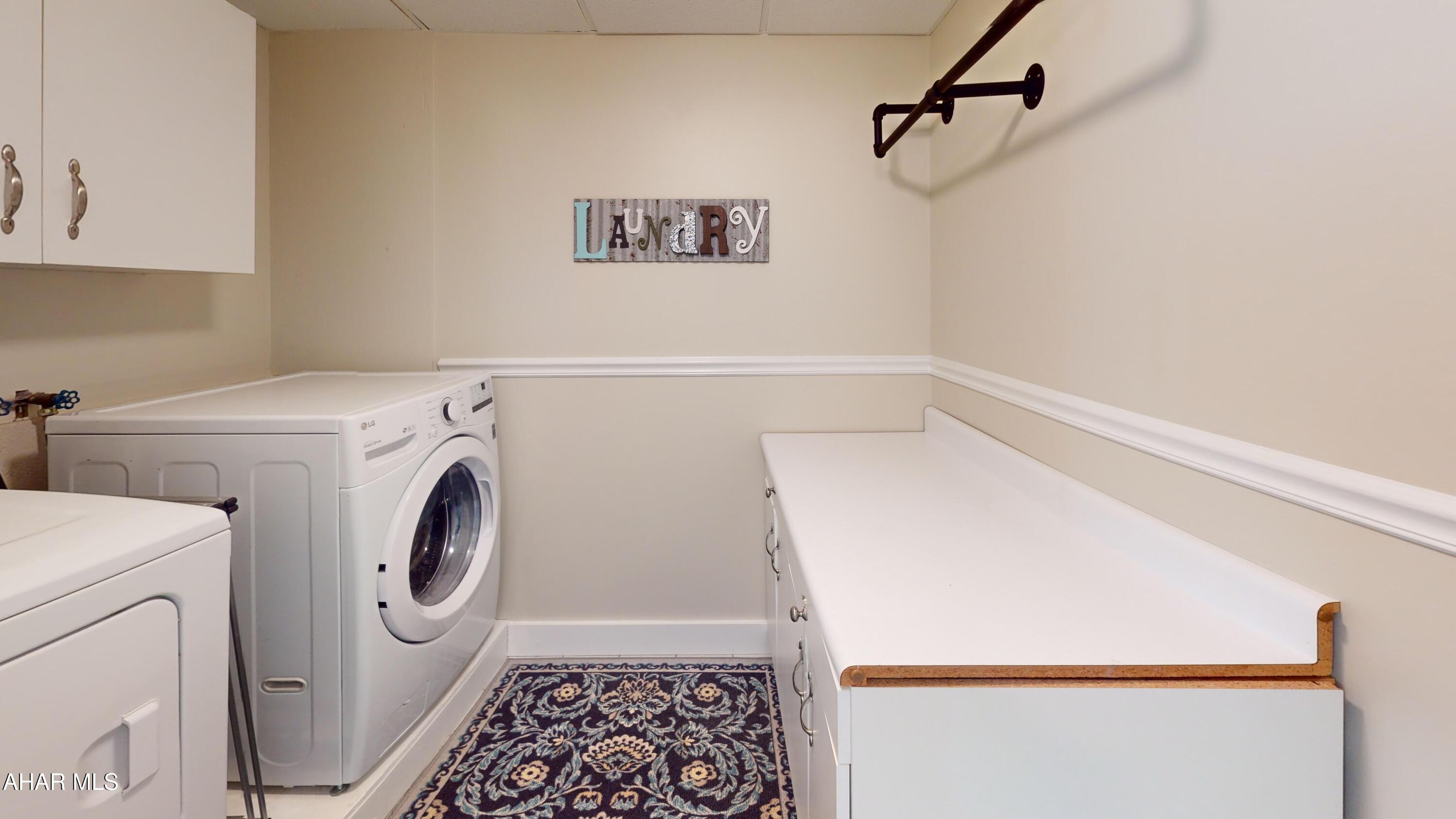 Rolling Hills - Residential