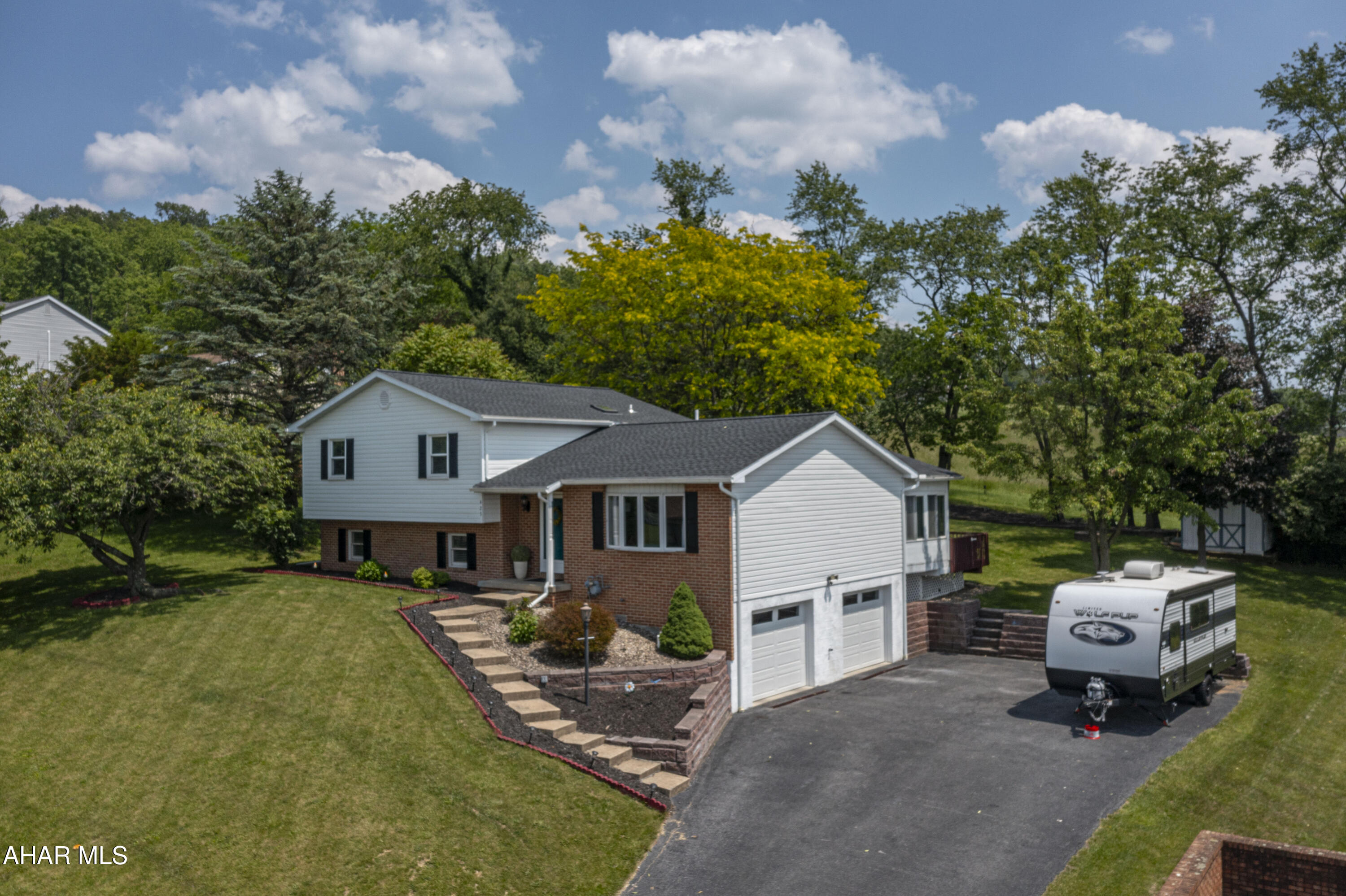 Rolling Hills - Residential