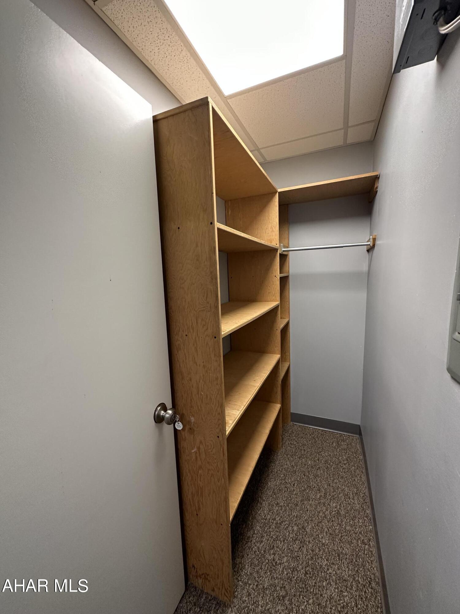 Unknown - Commercial Lease