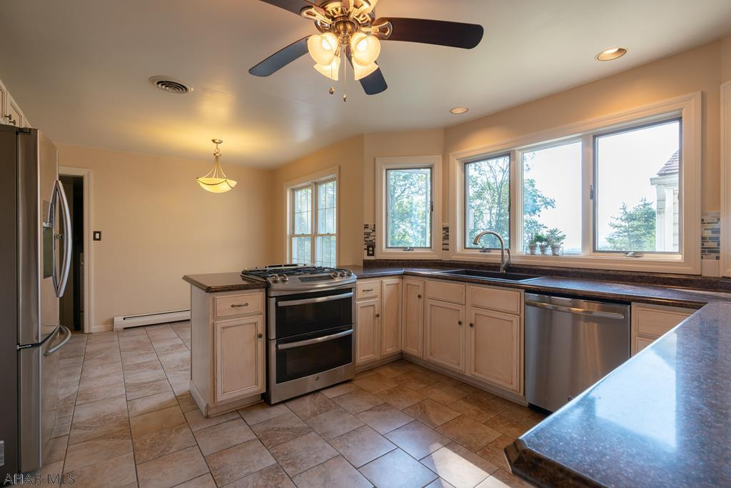 Stonehedge - Residential