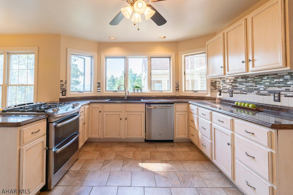 Stonehedge - Residential