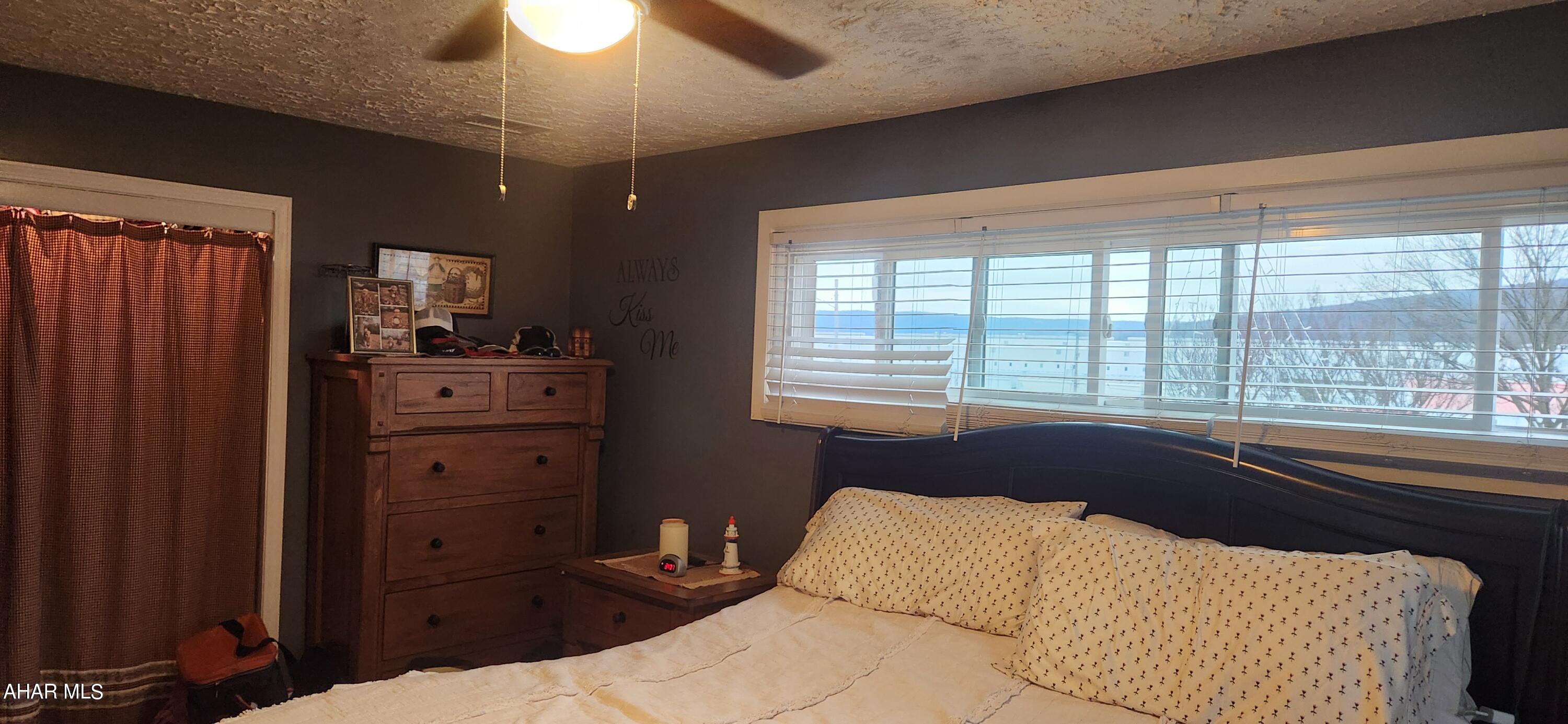 Hollidaysburg - Residential