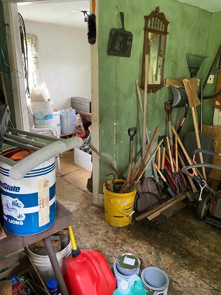 Unknown - Residential