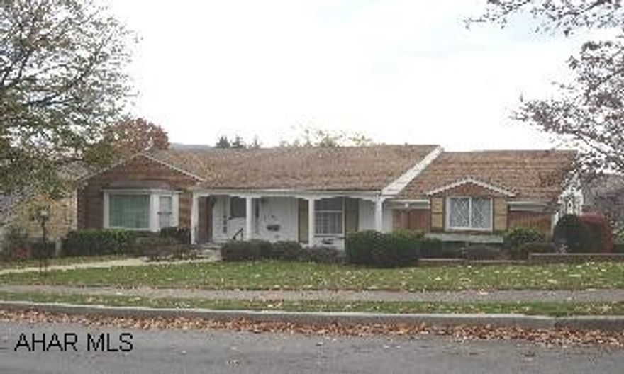 SLATE FRONT PORCH. HEATED DRIVEWAY. BEAMED CEILING IN DR, LARGE LR W/ OFFSET CEDAR CLOSETS, LAUNDRY CHUTE. NICELY APPOINTED FOYER, SPIRAL STAIRS TO B-MENT. HOME PROTECTION PLAN. CALL SHARON 329-2516. SLATE FRONT PORCH. HEATED DRIVEWAY. BEAMED CEILING IN DR, LARGE LR W/ OFFSET CEDAR CLOSETS, LAUNDRY CHUTE. NICELY APPOINTED FOYER, SPIRAL STAIRS TO B-MENT. HOME PROTECTION PLAN. CALL SHARON 329-2516.