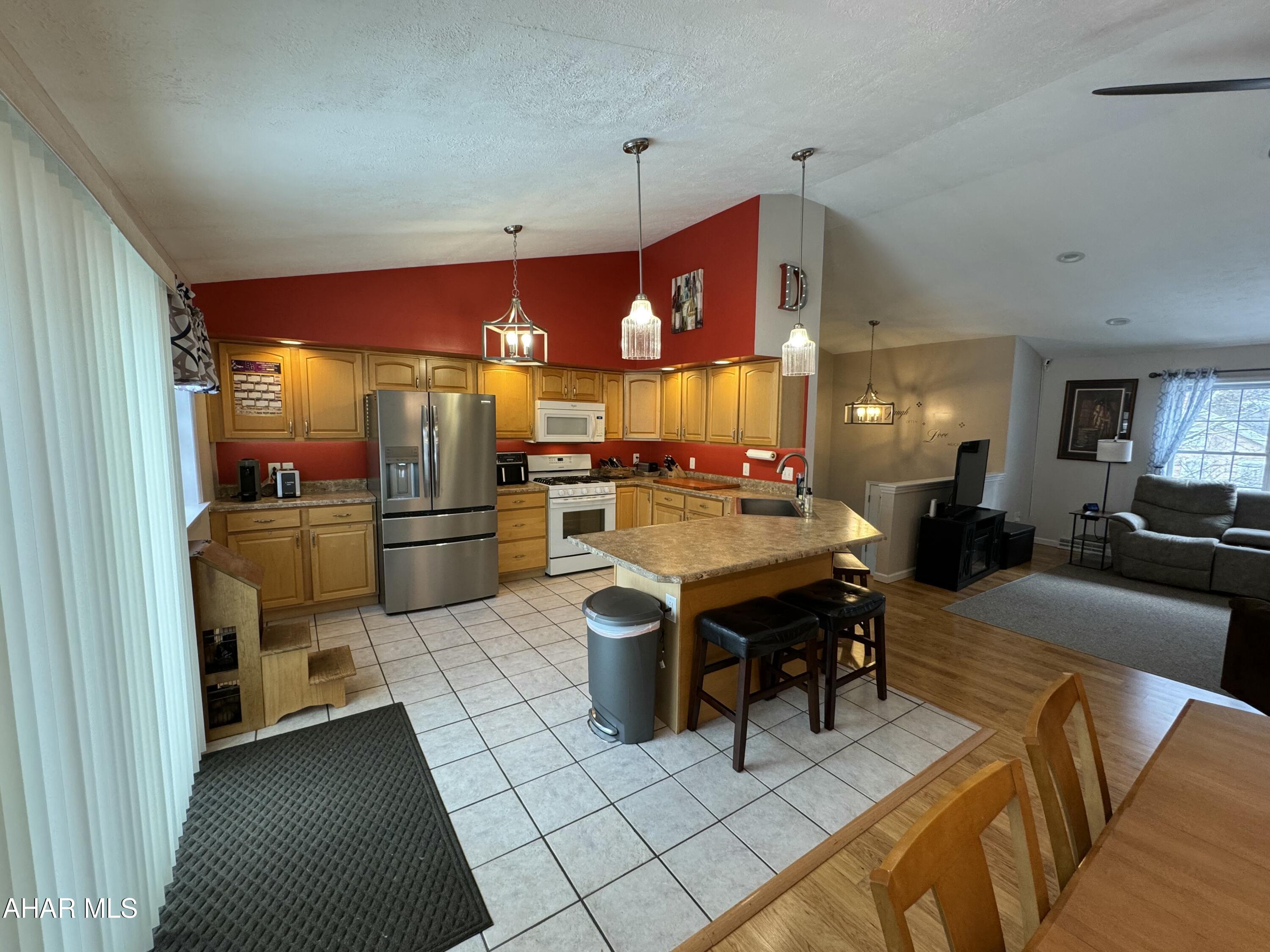 Juniata - Residential