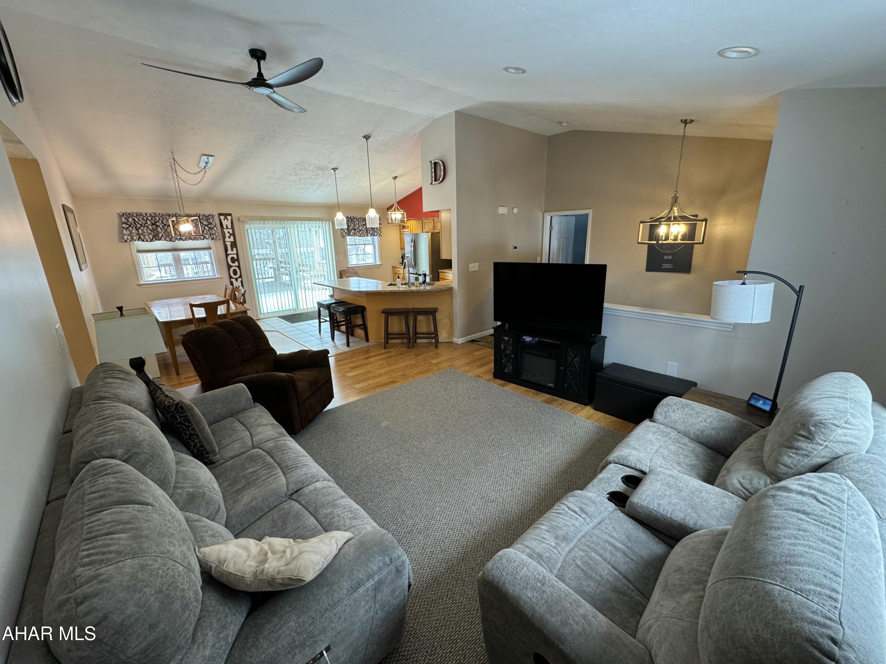 Juniata - Residential