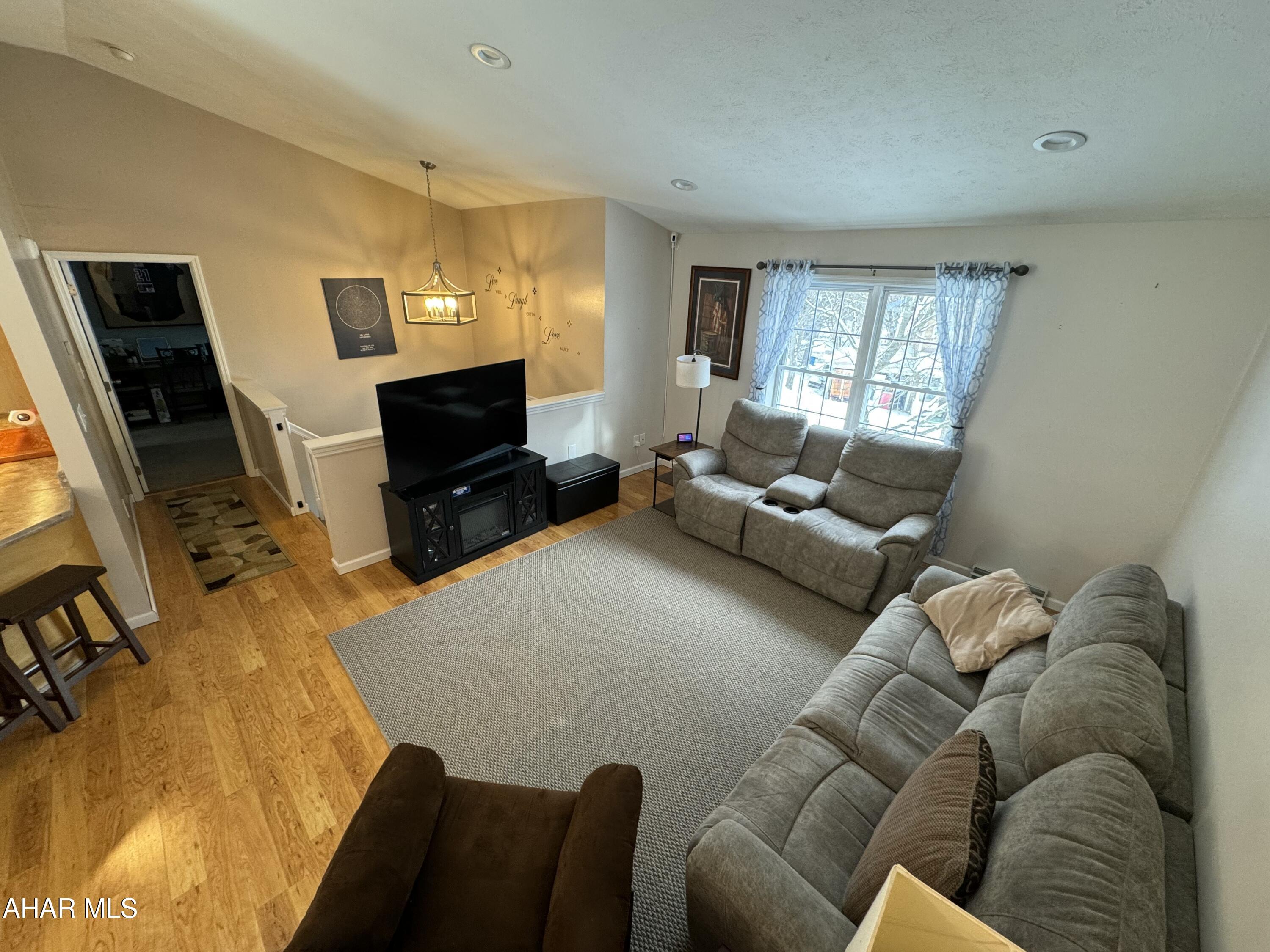 Juniata - Residential