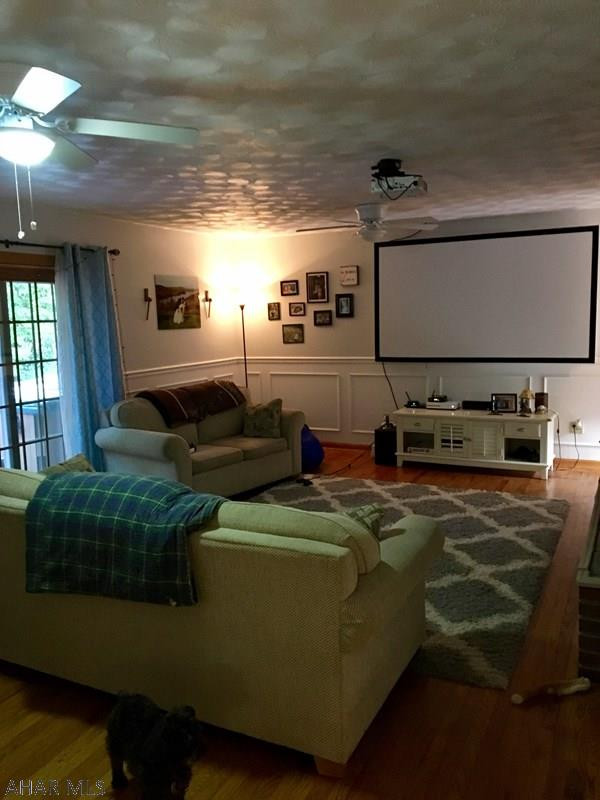 Glendale Yearound - Residential