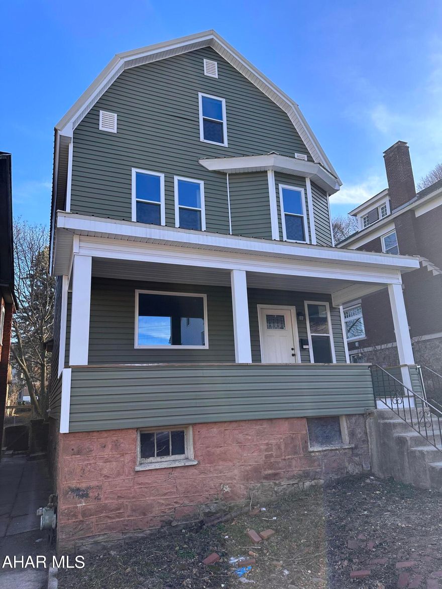 Fully renovated in 2019, this home offers 5 bedrooms, 1 full bath and a 3/4 bath. The exterior is Vinyl sided (to be completed by closing), newer metal roof, newer windows, with updated furnace and electric system. Also includes newer flooring and drywall throughout, Stainless appliances, and main floor laundry. This home is approximately 2100 sq. ft. of living space. The lot is 25x120.