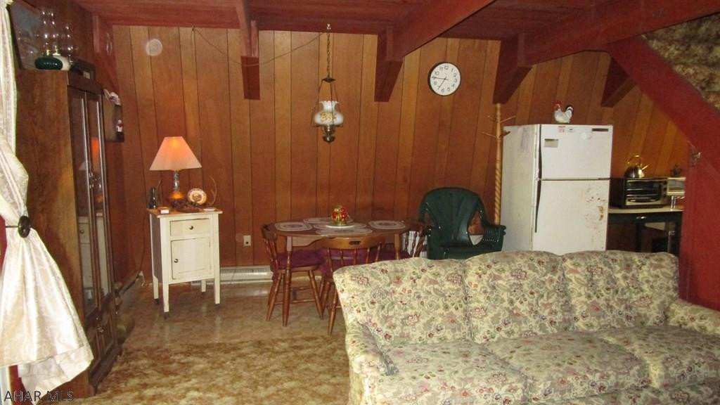 Glendale Yearound - Residential