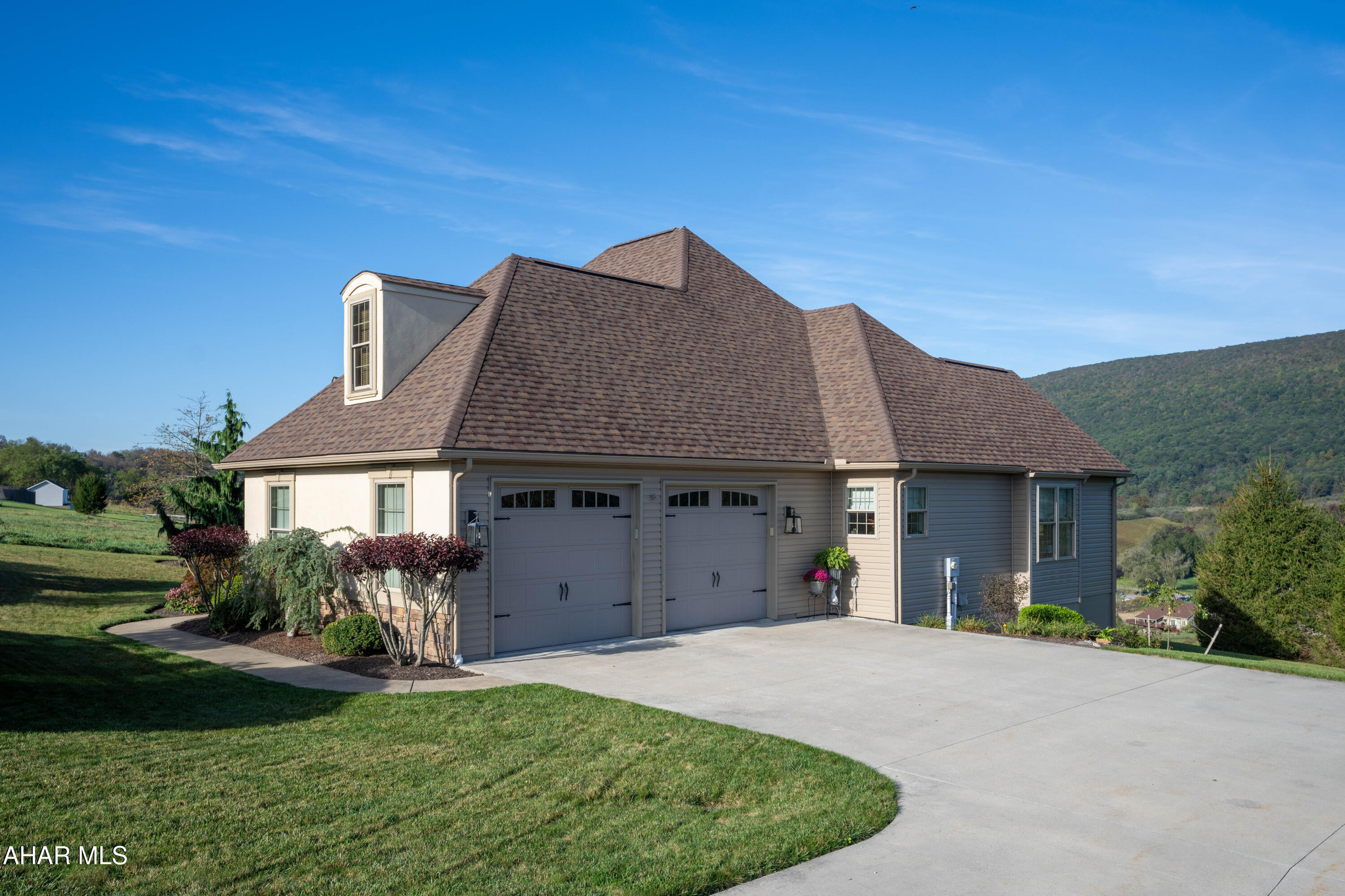 Scotch Valley - Residential