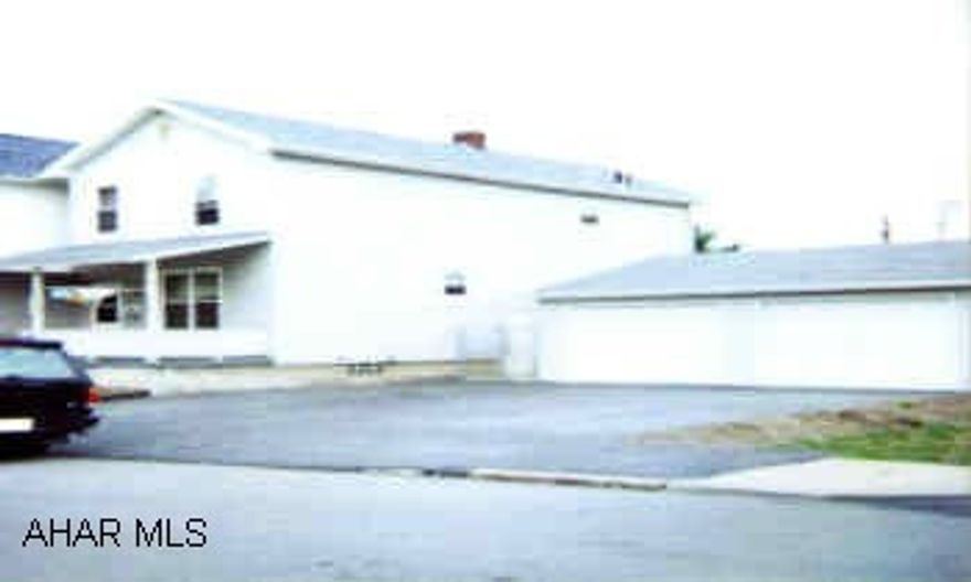 MOVE IN CONDITION! TOTALLY REMODELED INSIDE AND OUT! 2-CAR GARAGE ON A BEAUTIFUL DOUBLE LOT. A MUST SEE! OWNER WILL LOOK AT OFFERS! CALL DIANA. MOVE IN CONDITION! TOTALLY REMODELED INSIDE AND OUT! 2-CAR GARAGE ON A BEAUTIFUL DOUBLE LOT. A MUST SEE! OWNER WILL LOOK AT OFFERS! CALL DIANA.