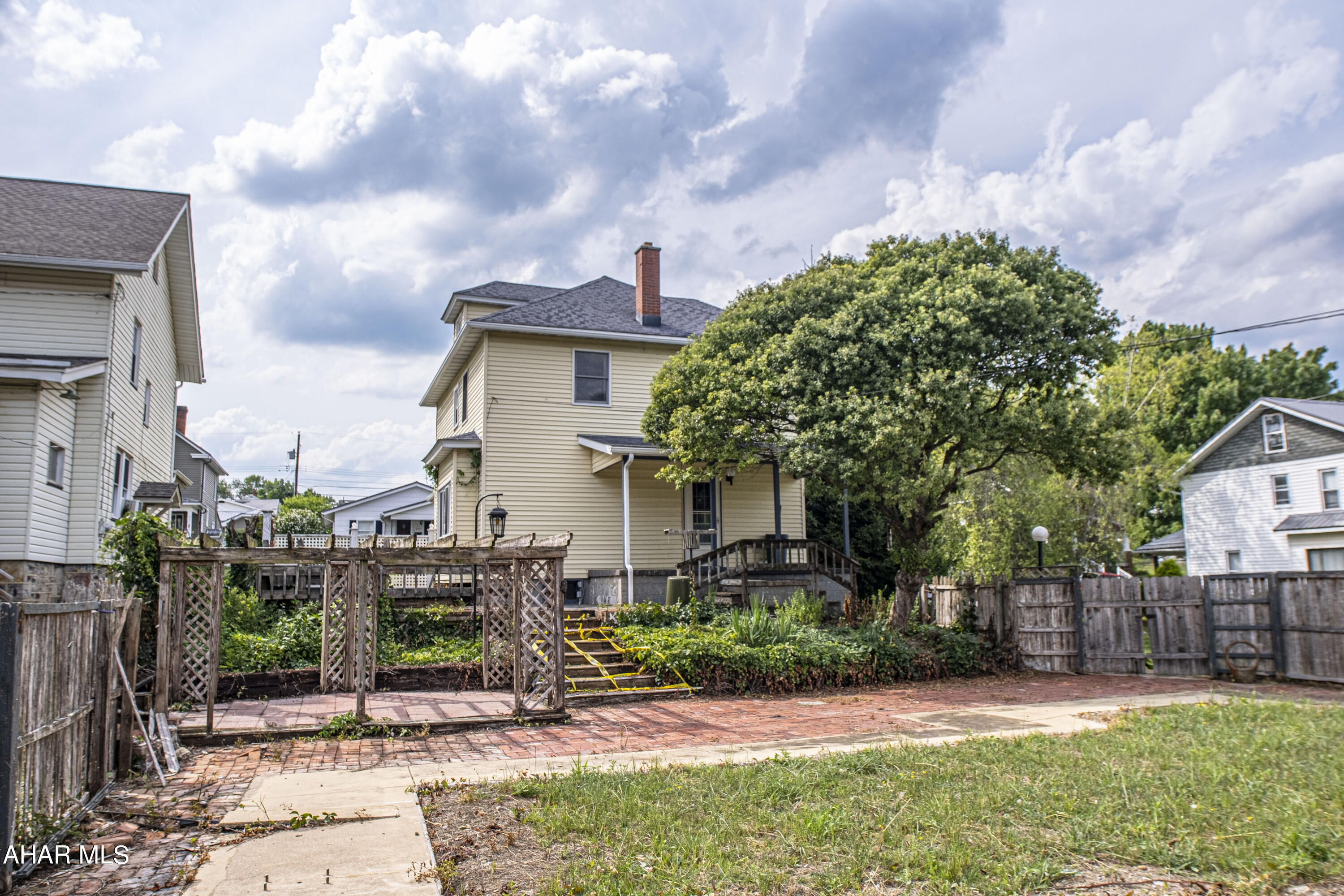 East End - Residential