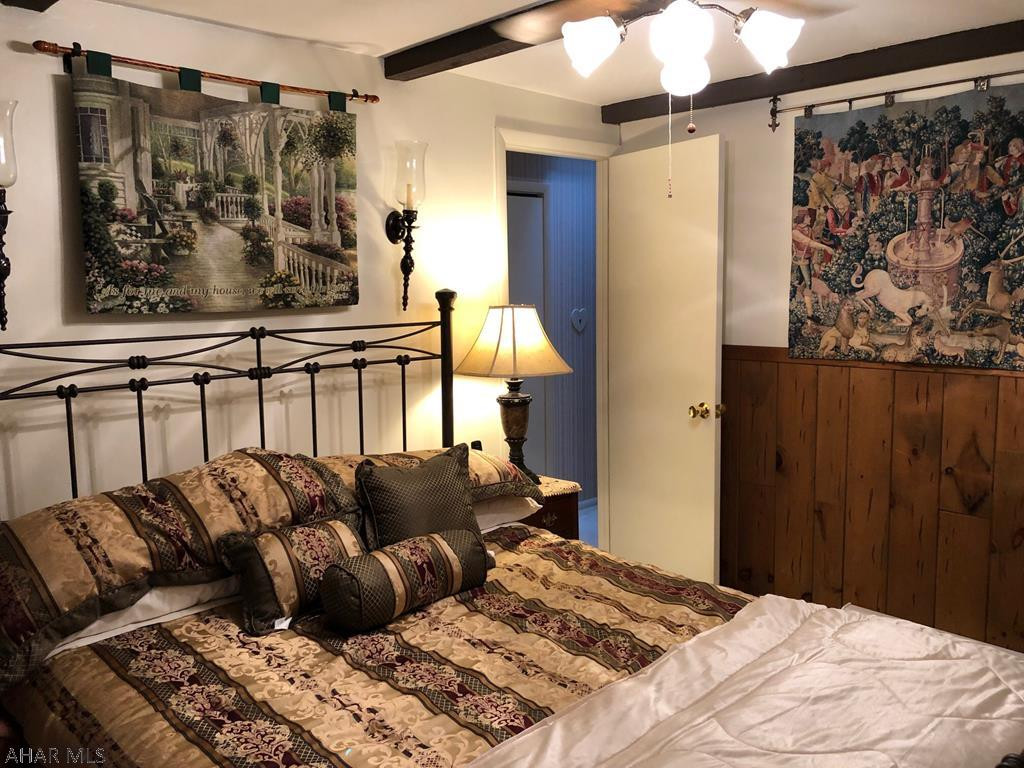 Glendale Yearound - Residential