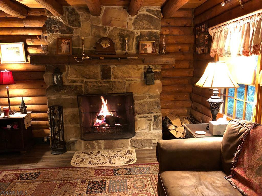 Glendale Yearound - Residential