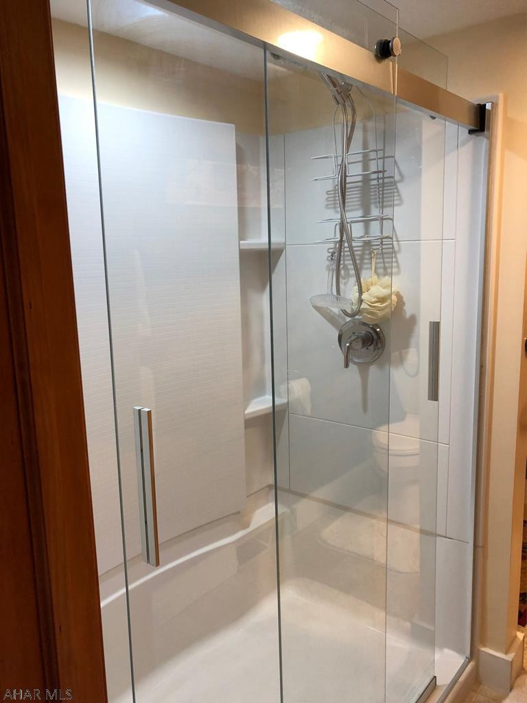 Glendale Yearound - Residential