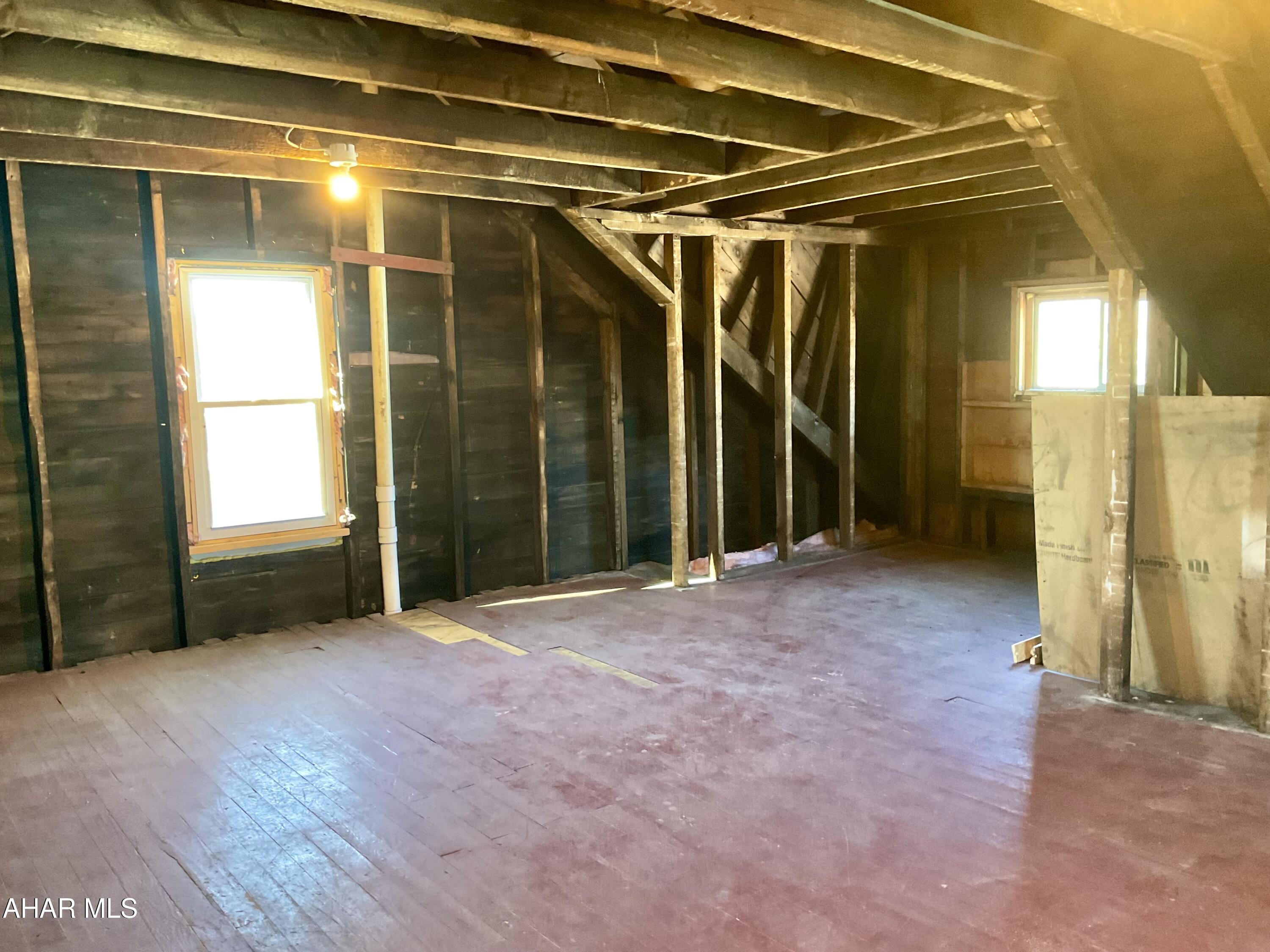 Unknown - Residential