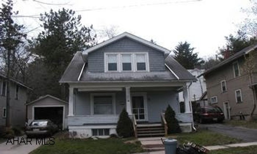 Nice 2 Story - Nicely redecorated interior.  Rear privacy fence and deck.  MUST SEE INTERIOR PHOTOS ! MUST SEE INTERIOR PHOTOS !  Priced to settle estate.  Nicely redecorated interior.  Rear privacy fence and deck.