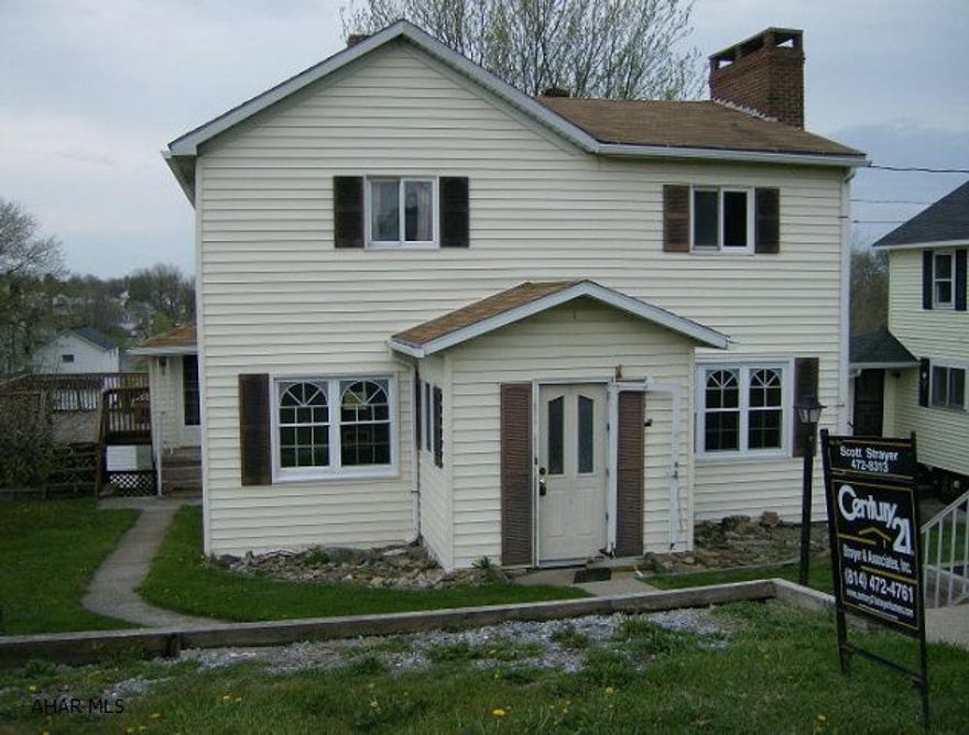Cambria Twp - 3BR, 1 3/4 bath vinyl sided home. Family room with fireplace. 2 car detached garage