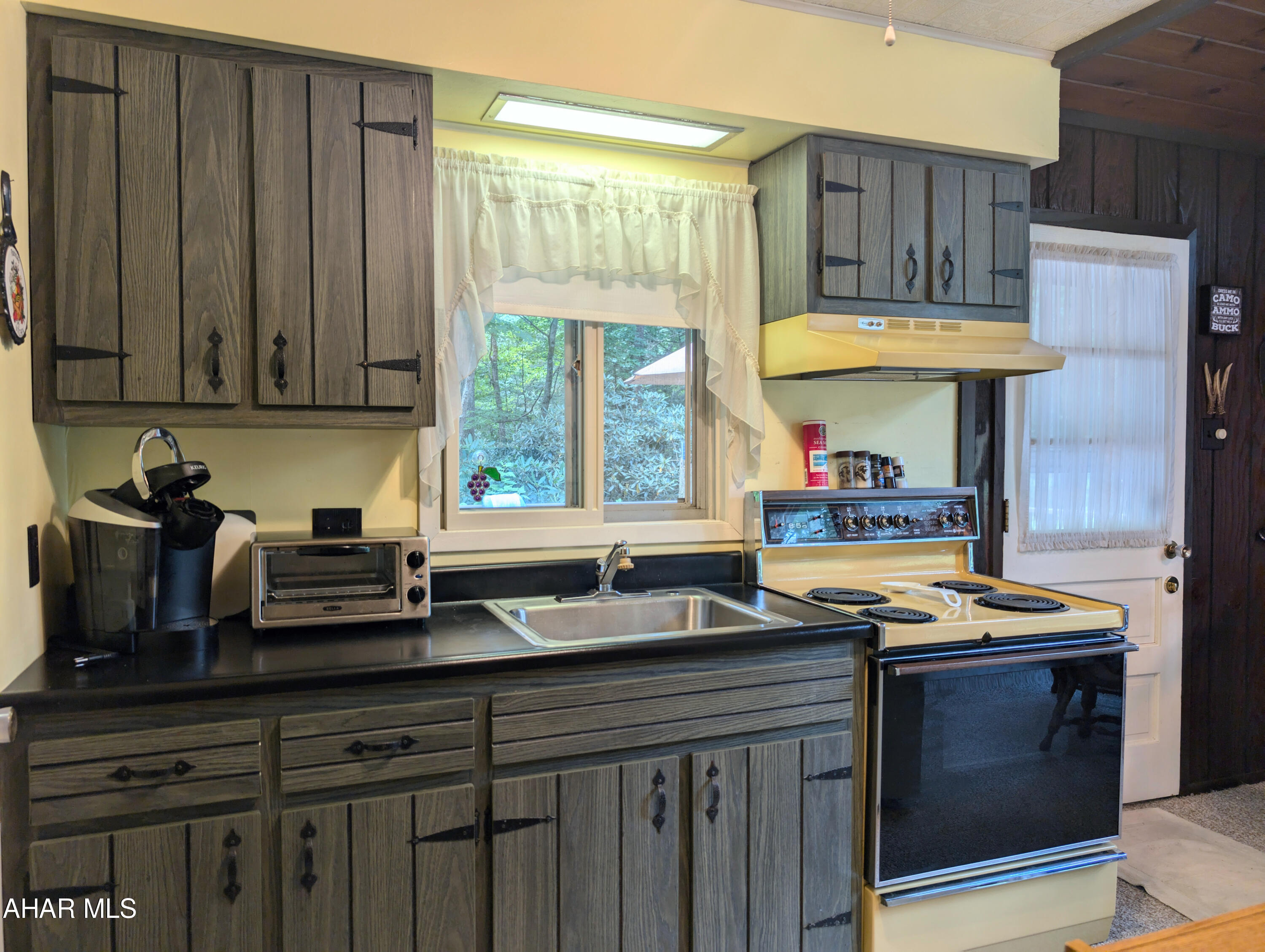 Cliffside Acres - Residential